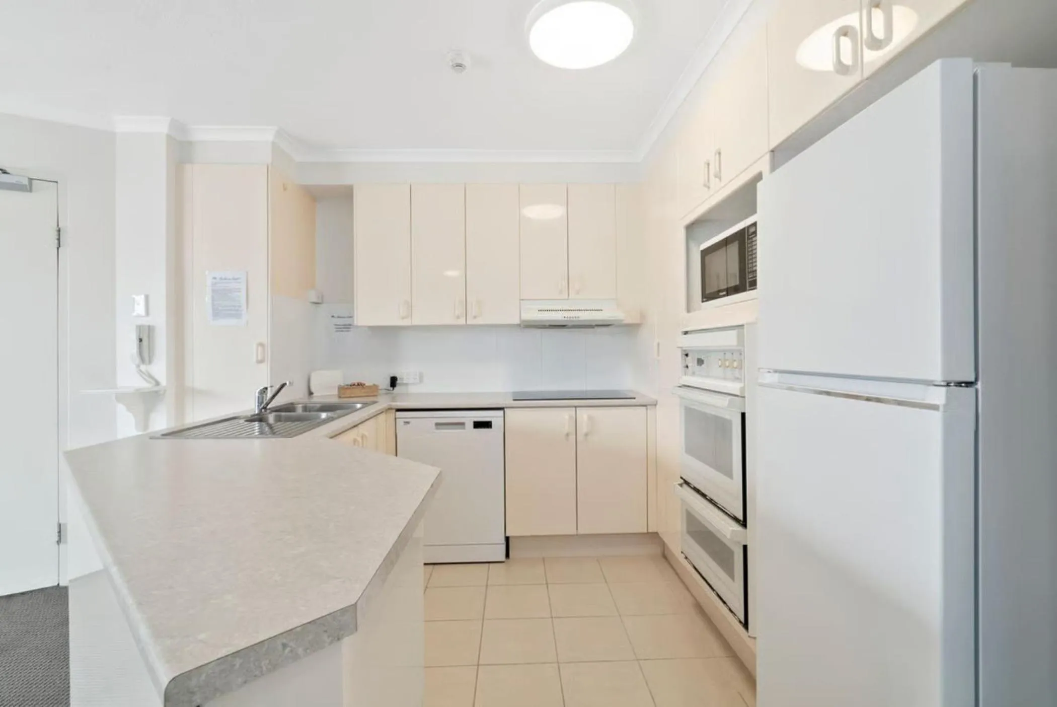 Kitchen or kitchenette in Markham Court