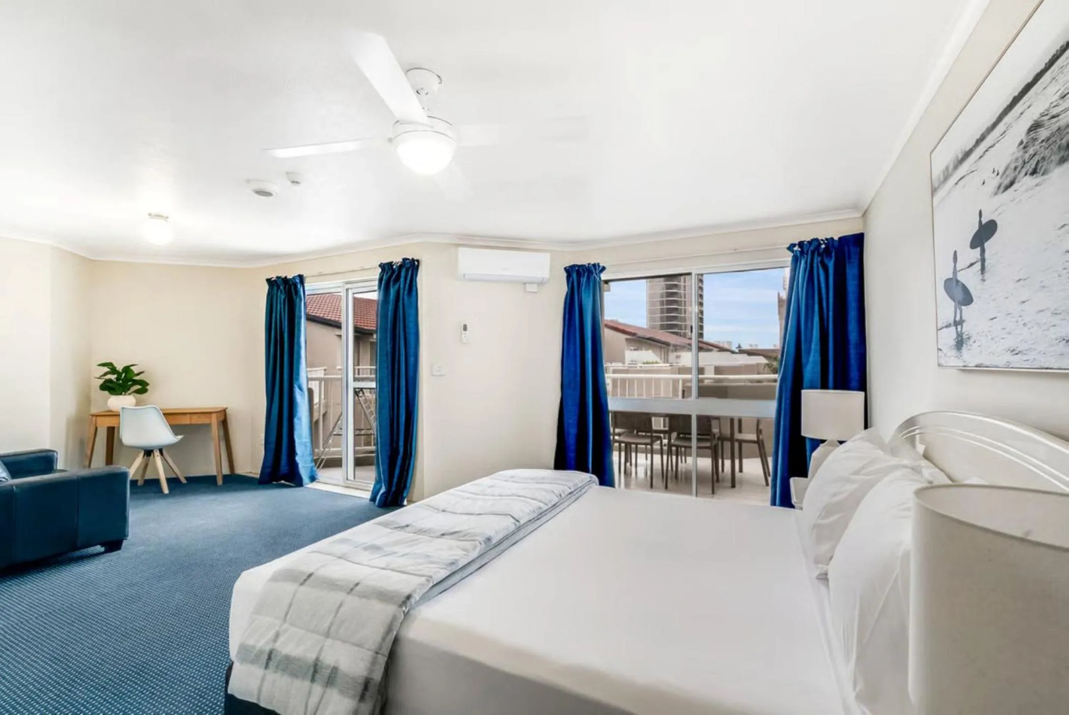 Bed in Markham Court