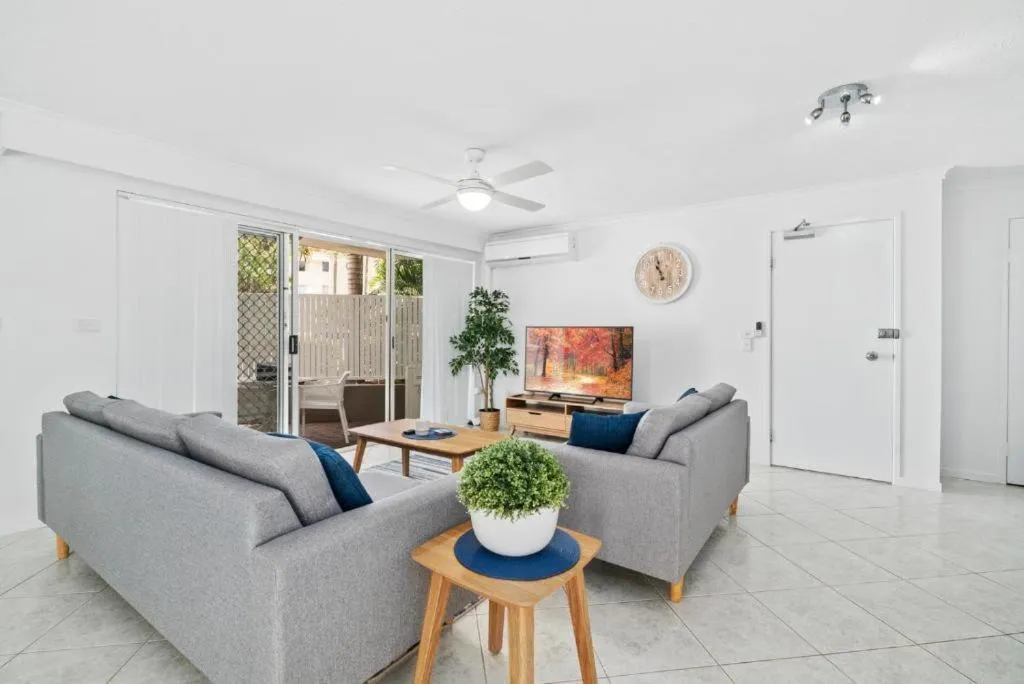 TV and multimedia in Markham Court