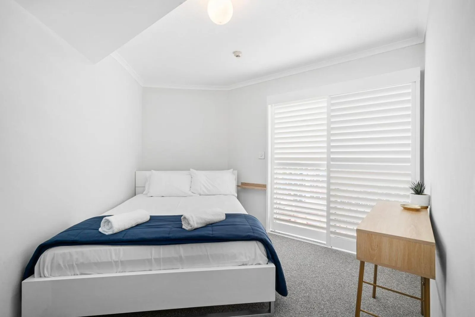 Bed in Markham Court