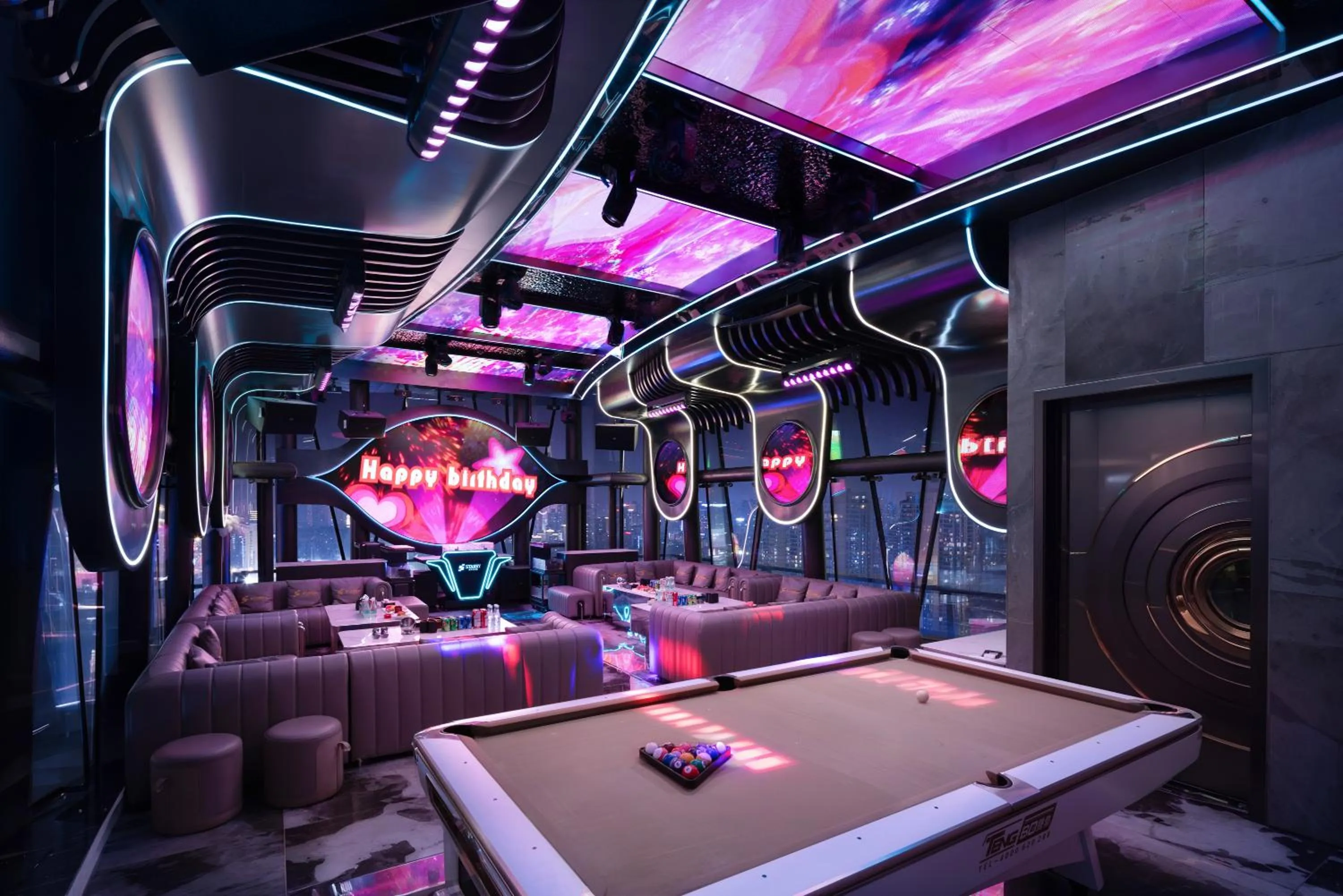 Game Room in Sheraton Wenzhou Hotel