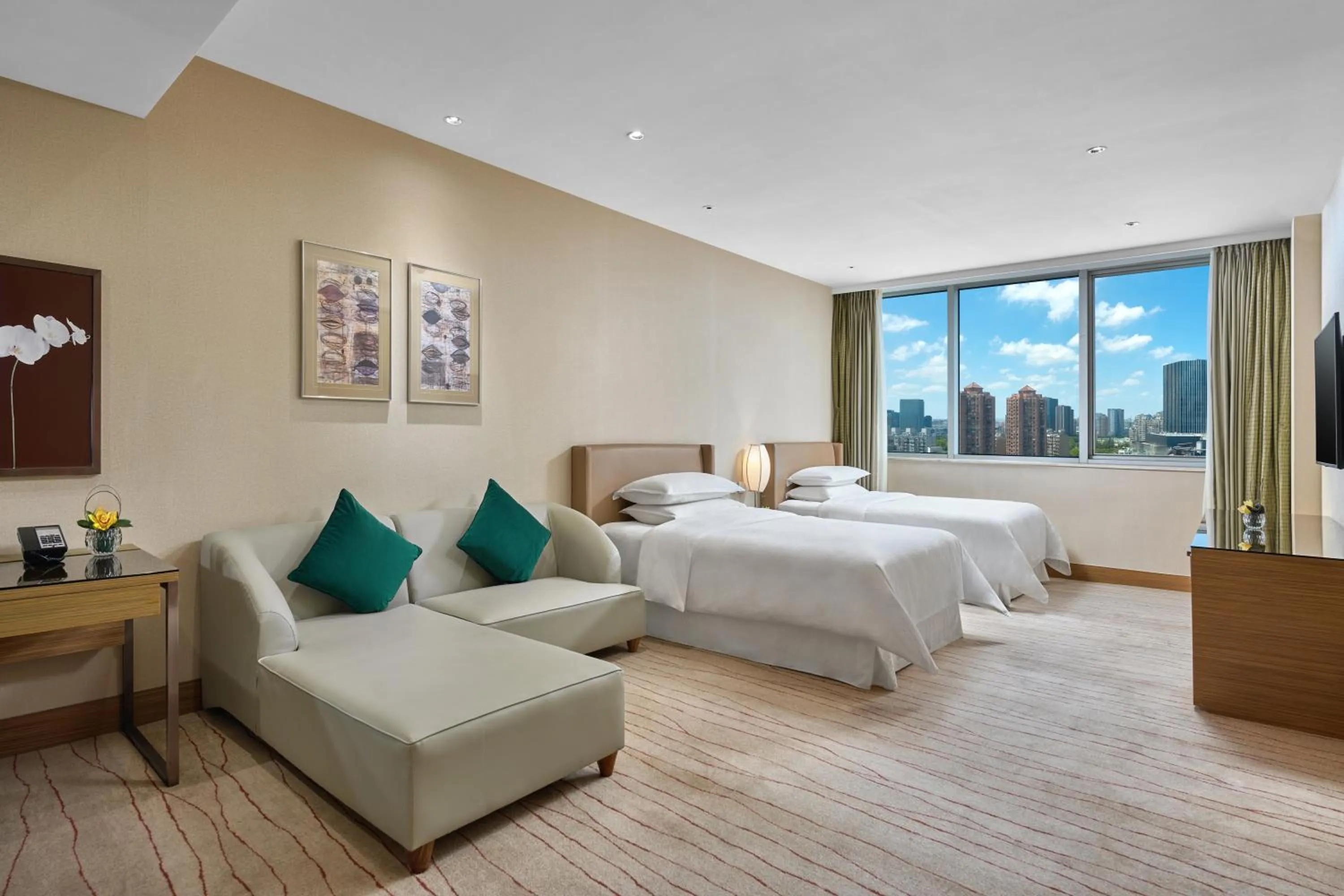 Bedroom, Bed in Four Points by Sheraton Shanghai, Daning