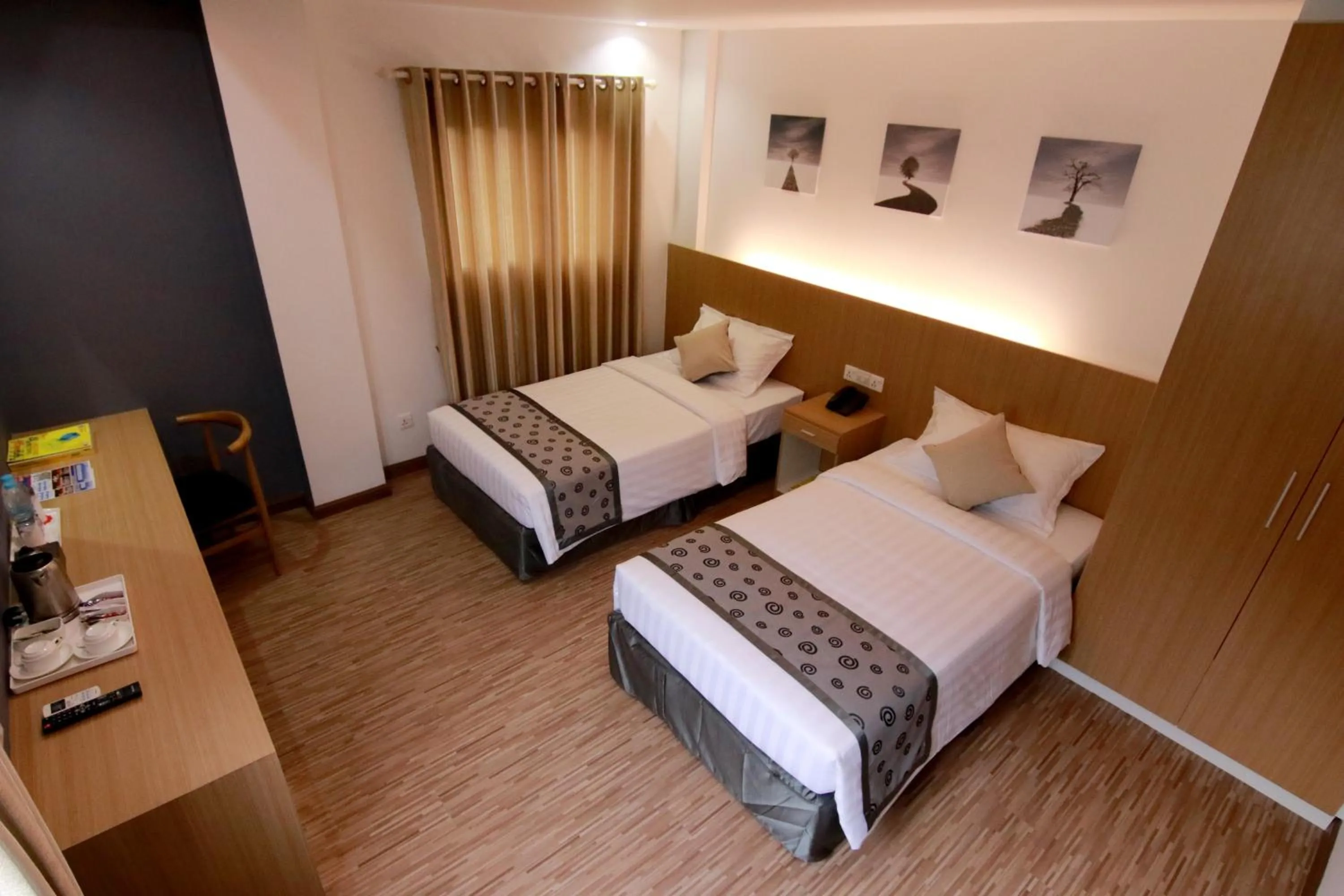 Bedroom in Botahtaung Hotel