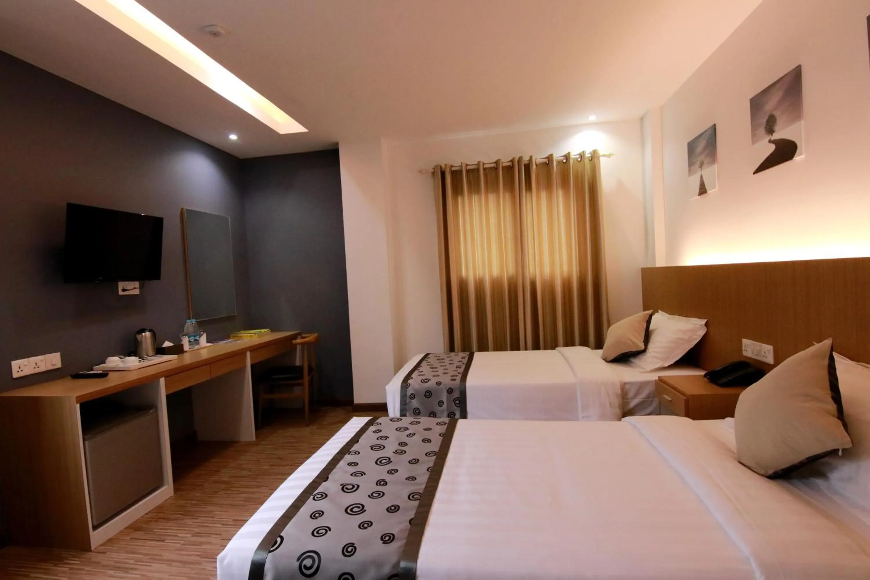 Bedroom in Botahtaung Hotel