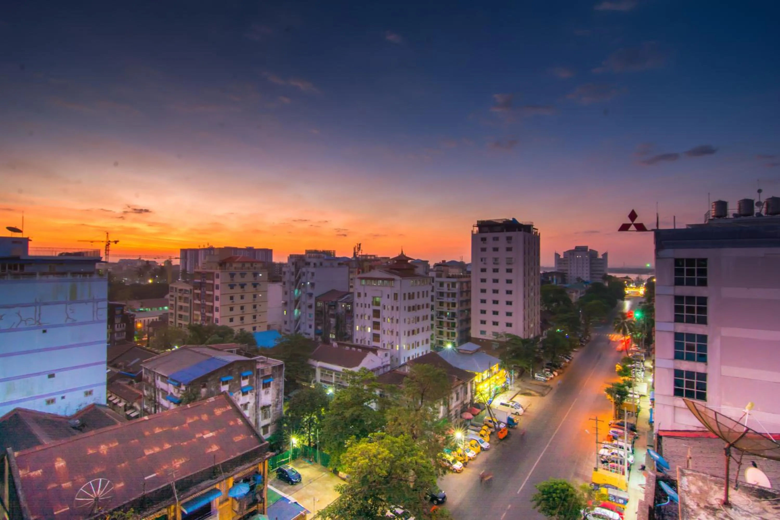 Property building in Botahtaung Hotel