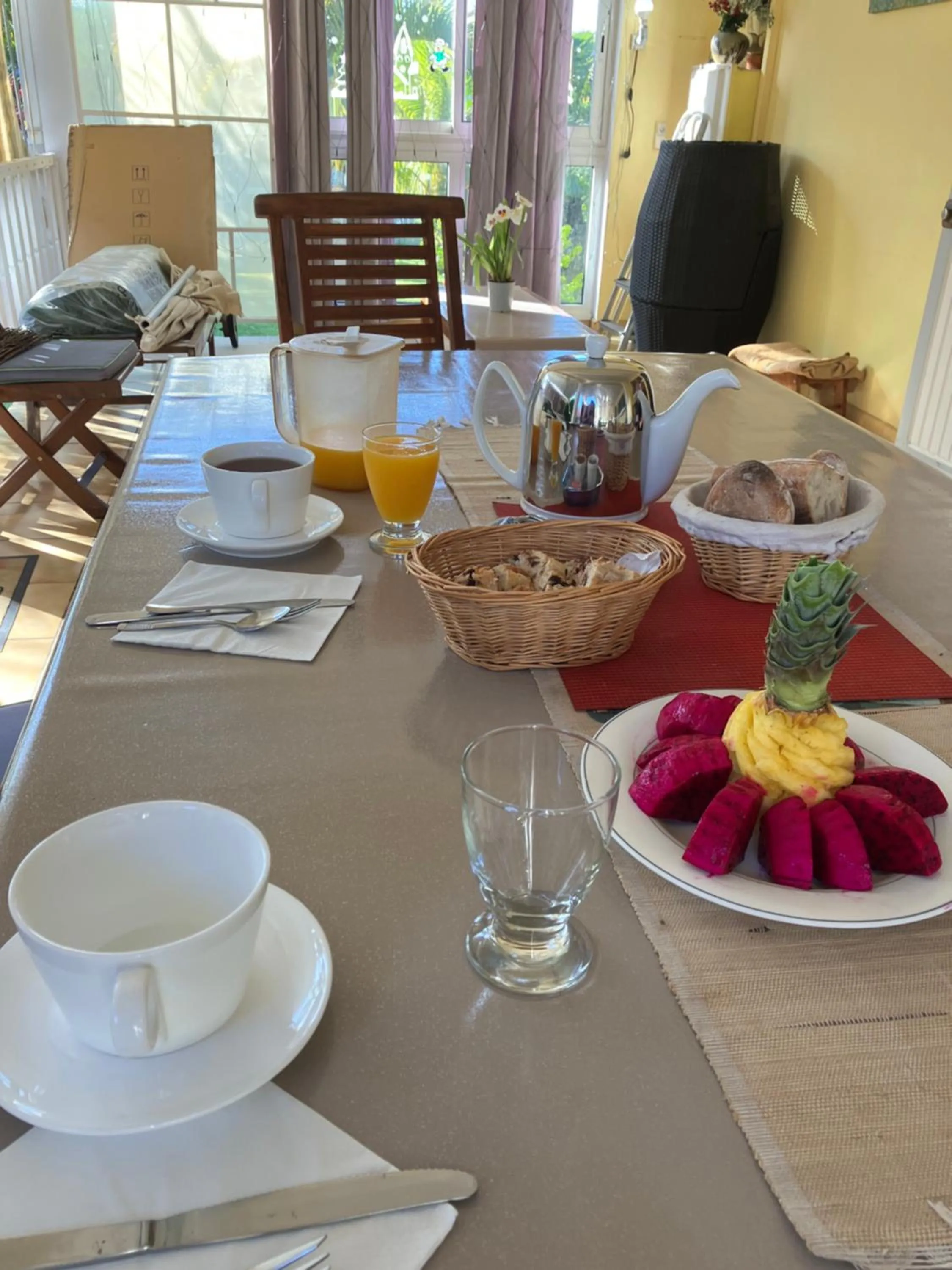 Breakfast in Manapescale