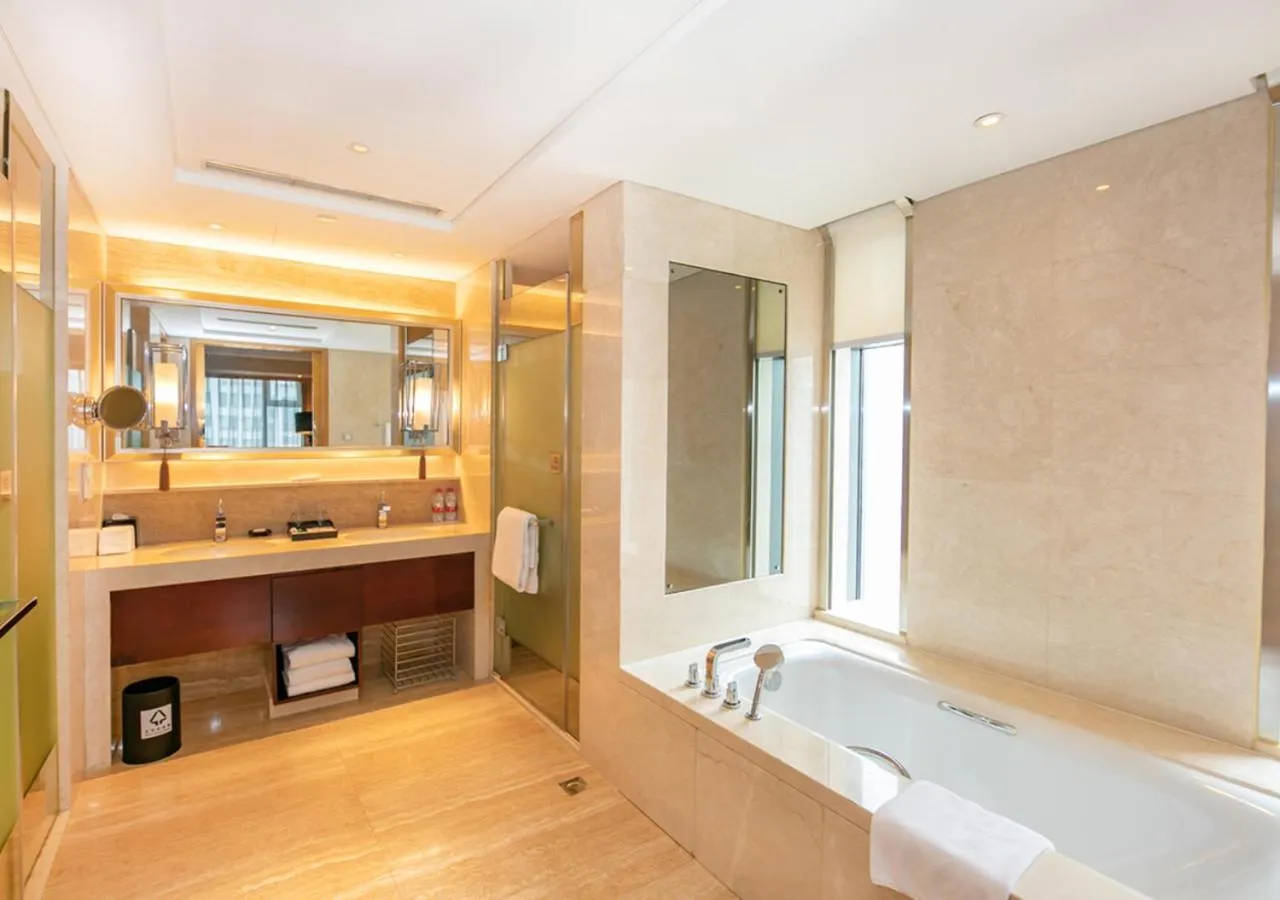 Bathroom in Sheraton Wuxi Binhu Hotel