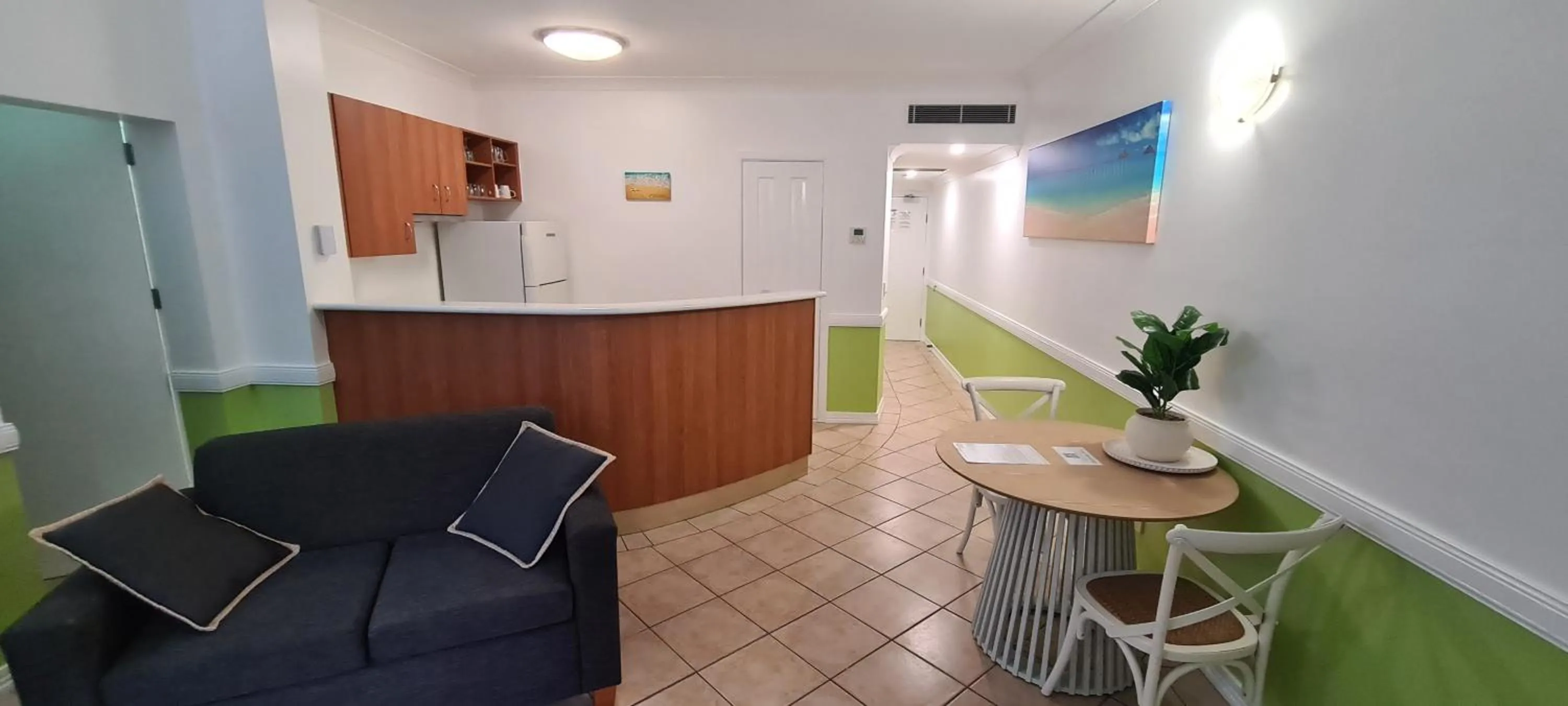 Kitchen or kitchenette in Waterfront Terraces