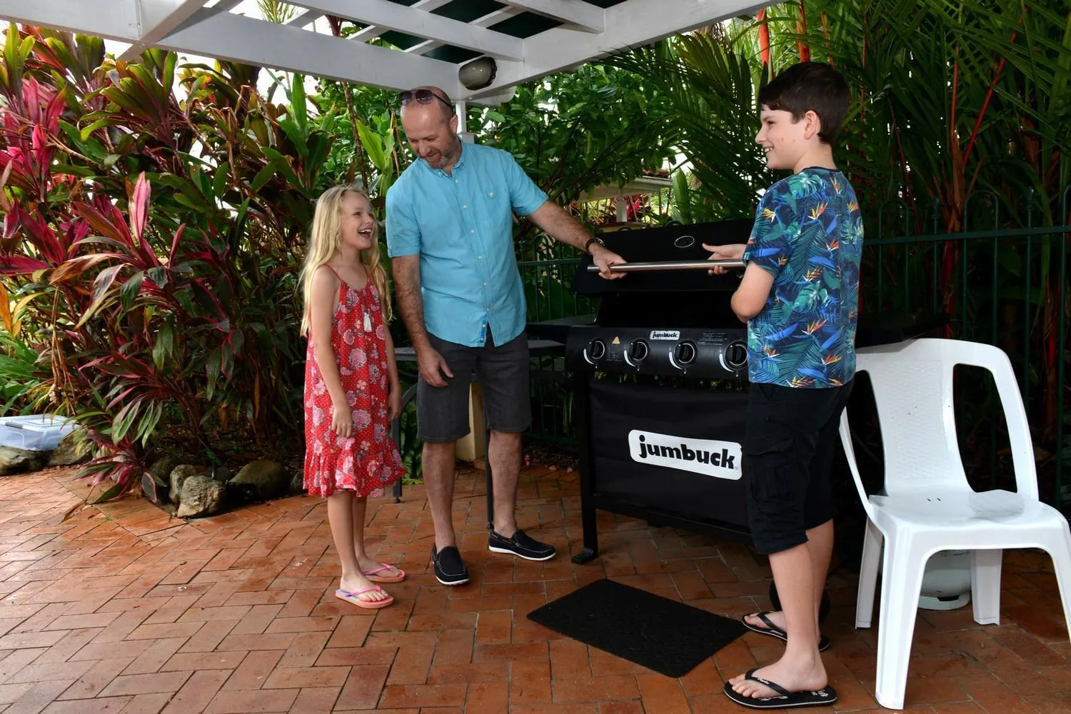 BBQ facilities in Waterfront Terraces