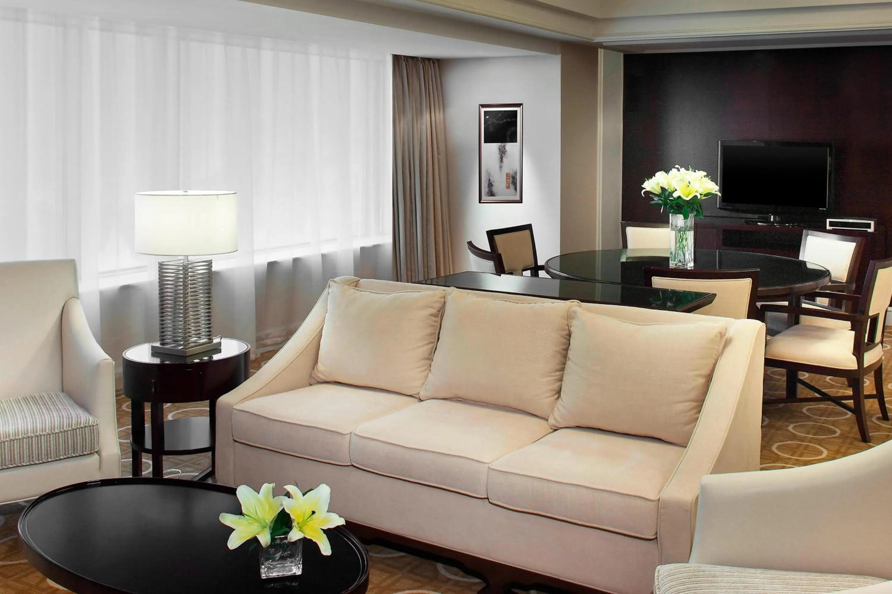 Living room in Sheraton Xi'an Hotel