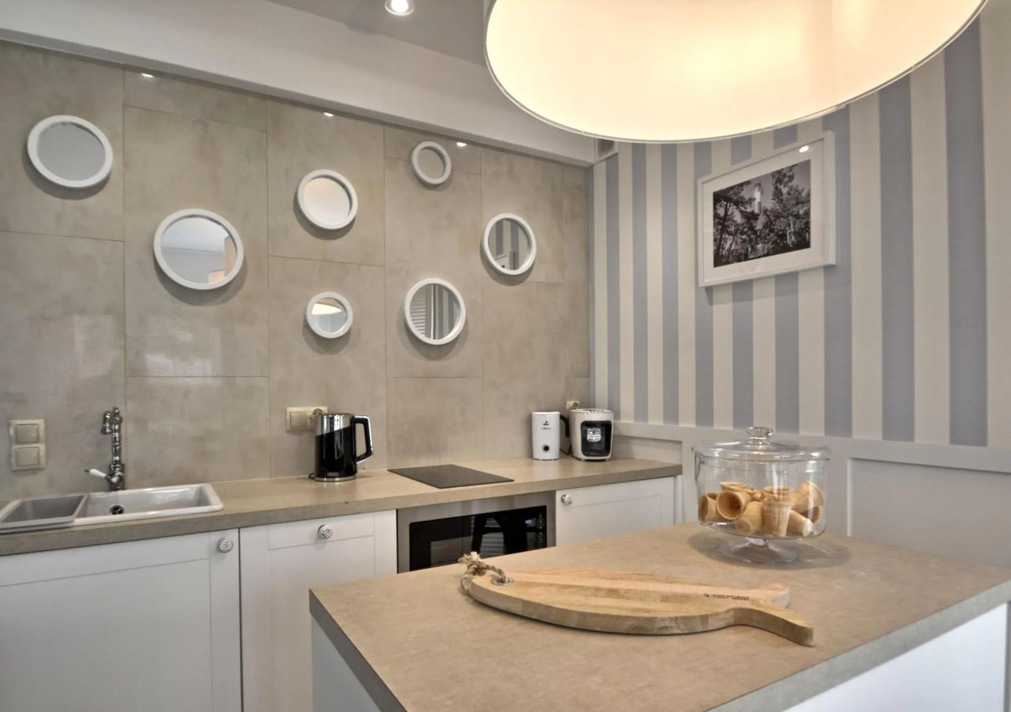 Coffee/tea facilities in KOMFORTOWE DOMKI Brzozowa Przystań nad morzem we Władysławowie