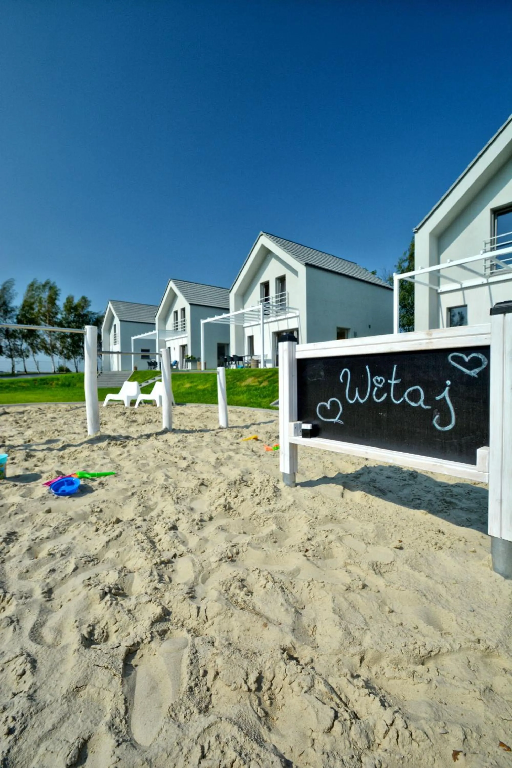 Day in KOMFORTOWE DOMKI Brzozowa Przystań nad morzem we Władysławowie