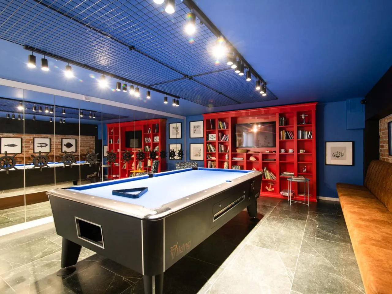 Billiard in KOMFORTOWE DOMKI Brzozowa Przystań nad morzem we Władysławowie