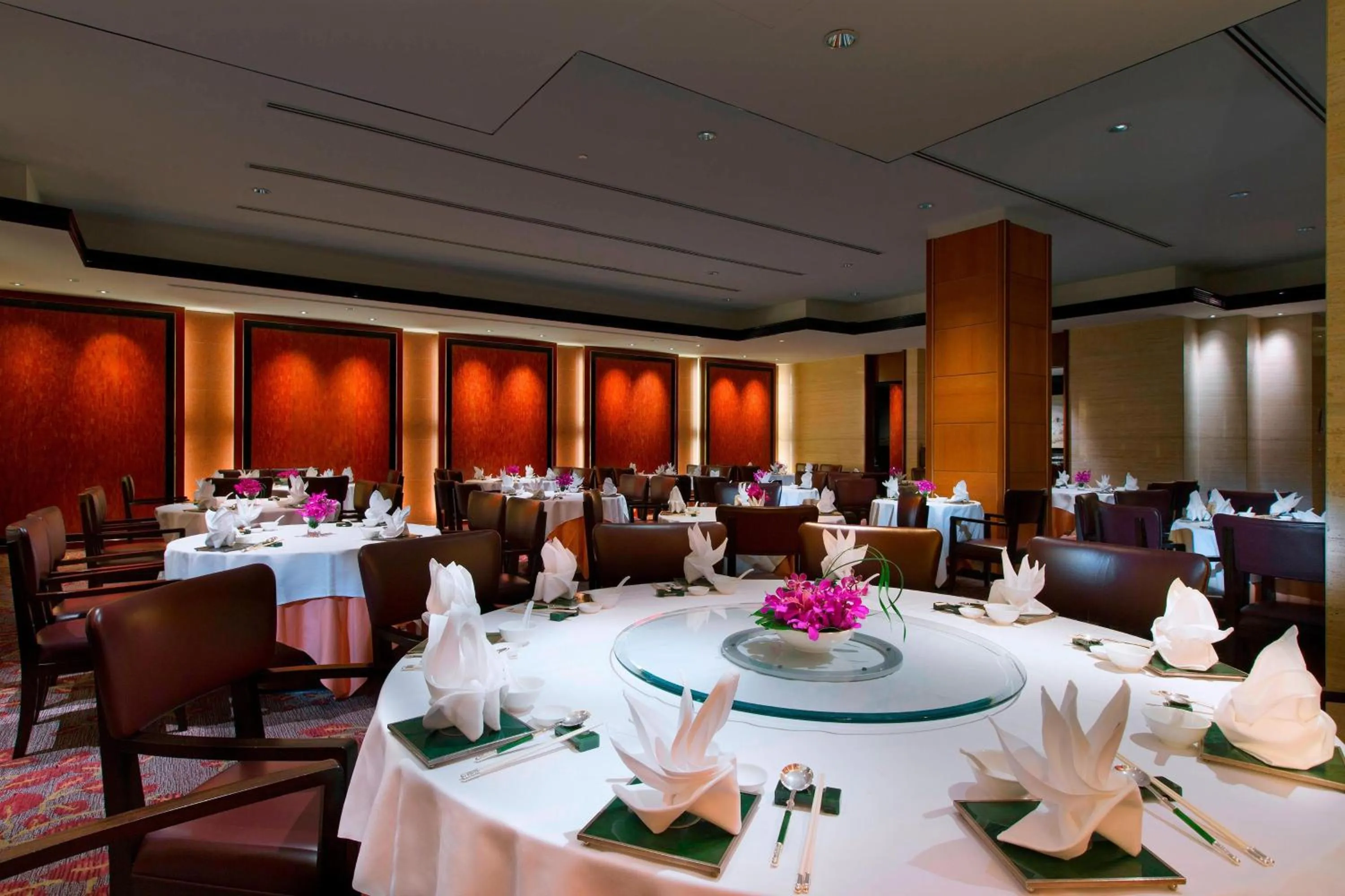 Restaurant/places to eat in Sheraton Towers Singapore Hotel