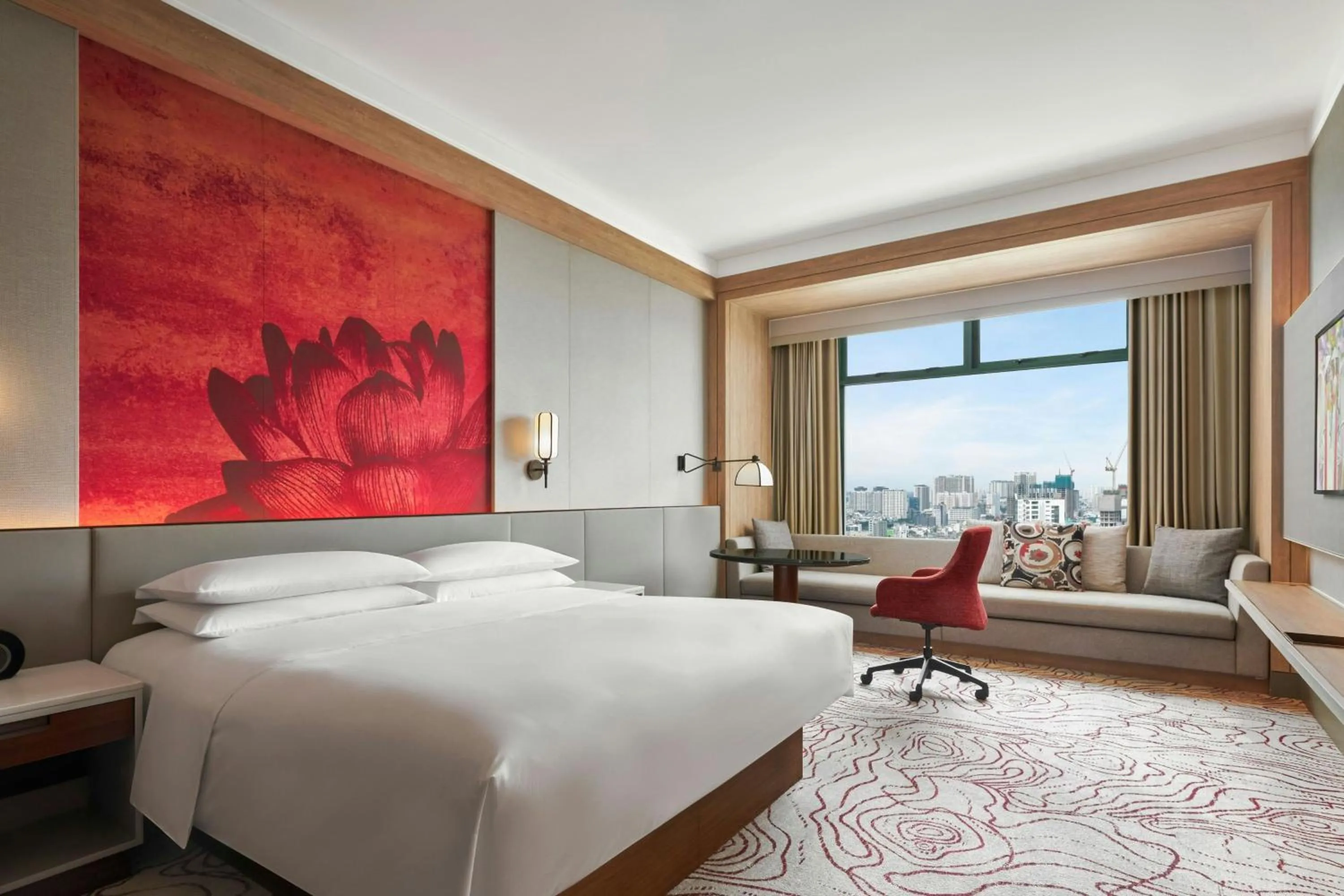 Photo of the whole room, Bed in Sheraton Saigon Grand Opera Hotel