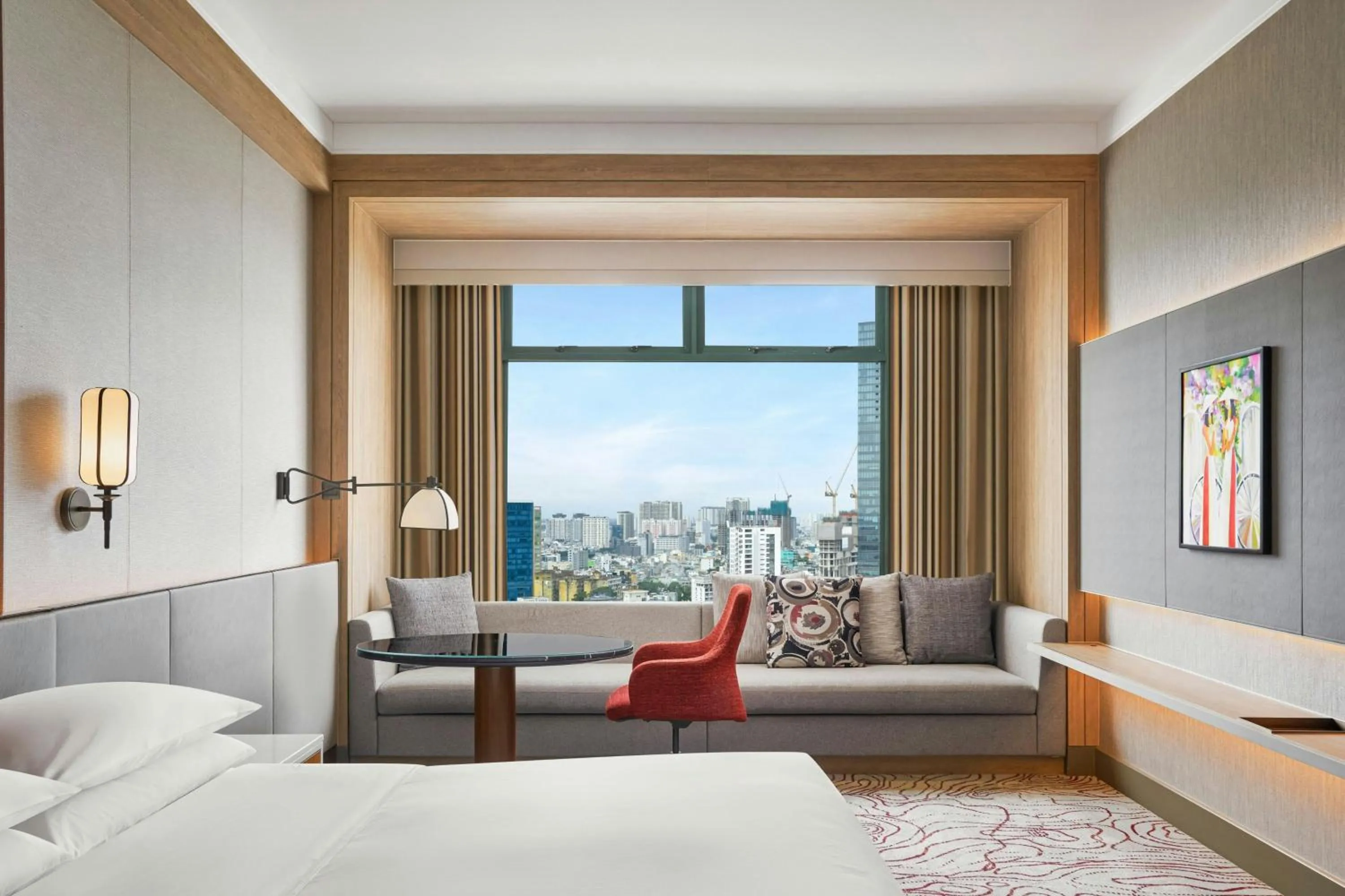 Photo of the whole room, Bed in Sheraton Saigon Grand Opera Hotel