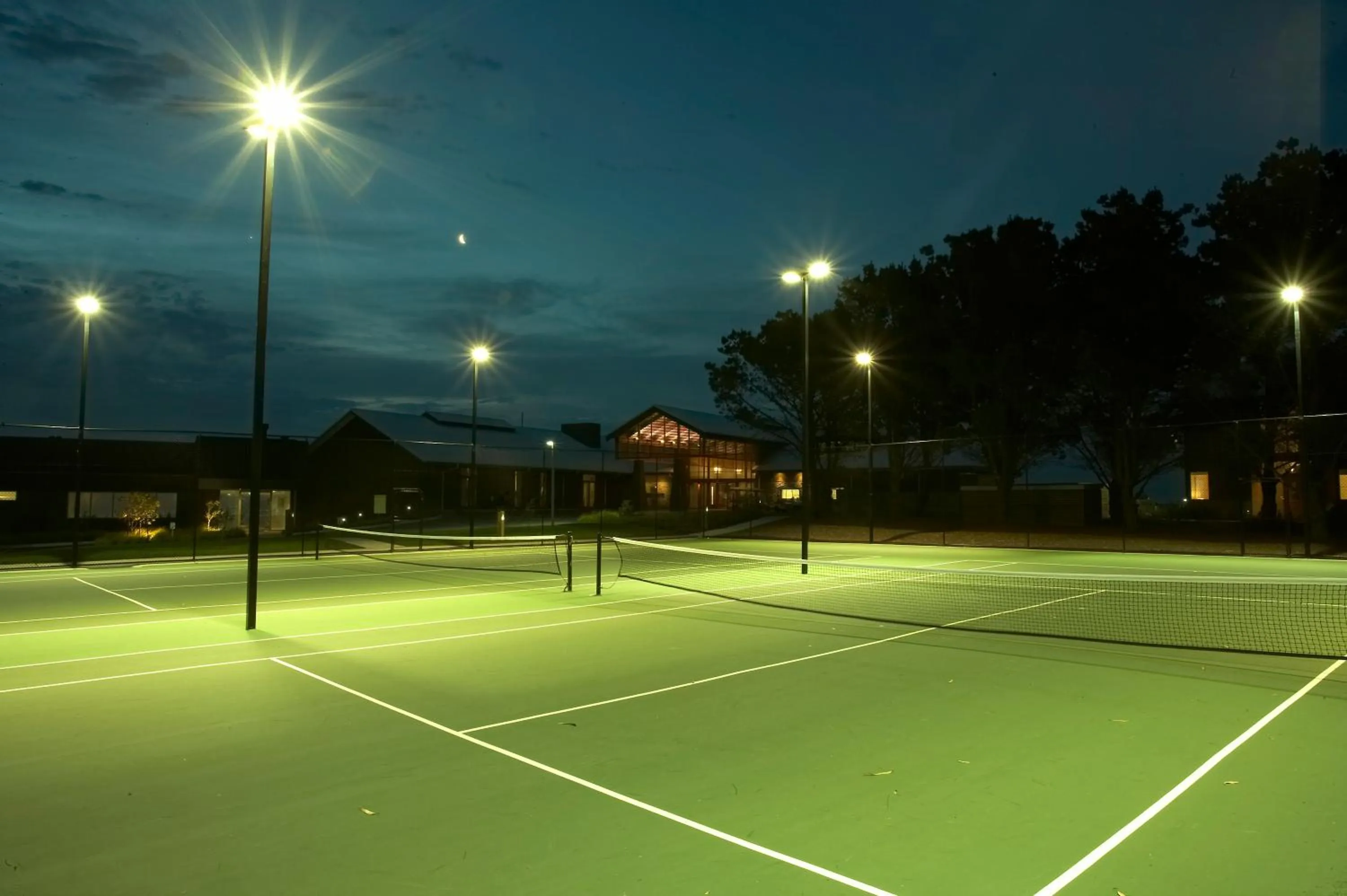 Tennis court in Silverwater Resort Phillip Island