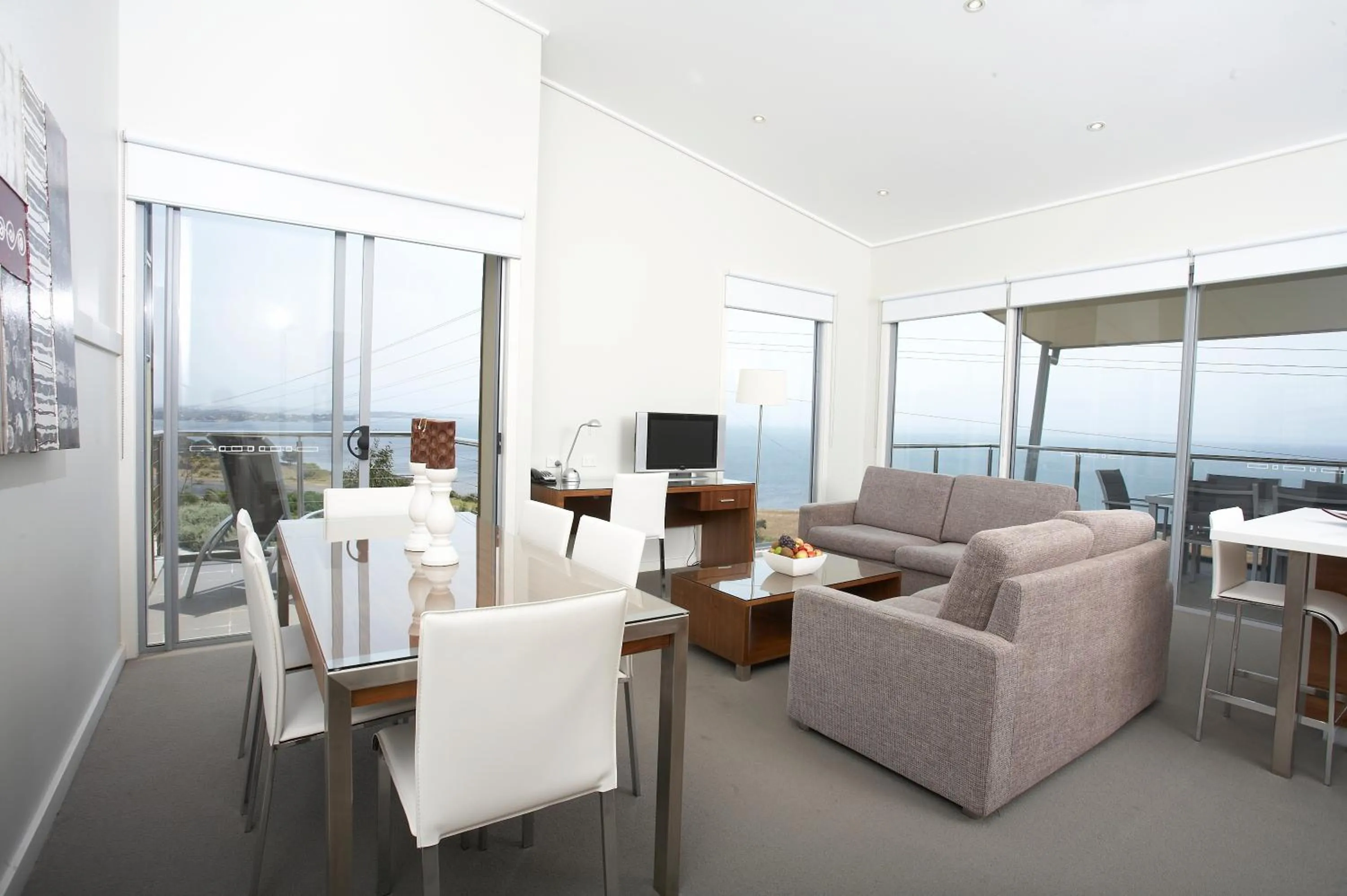 TV and multimedia in Silverwater Resort Phillip Island