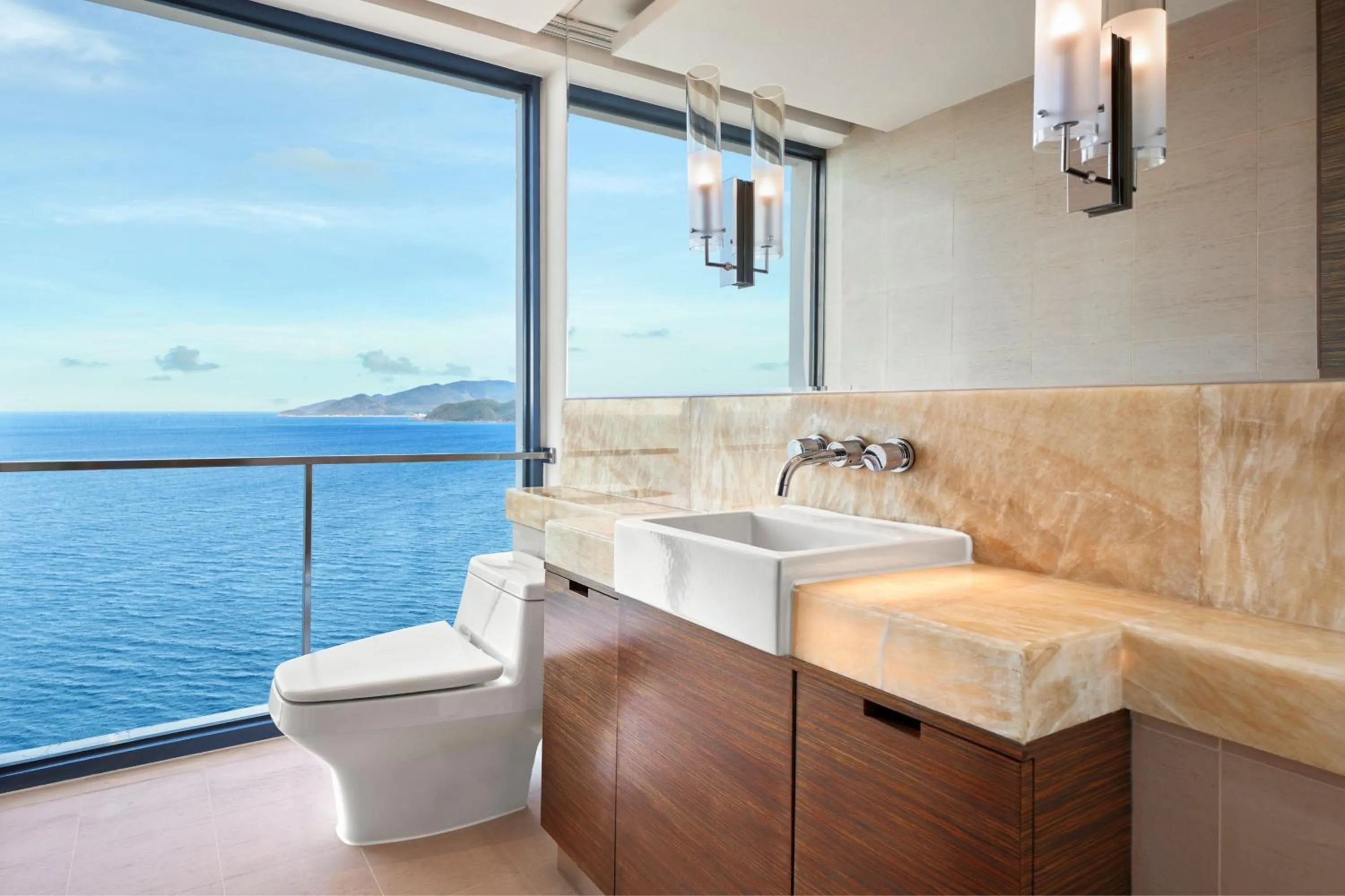 Bedroom in Sheraton Nha Trang Hotel & Spa