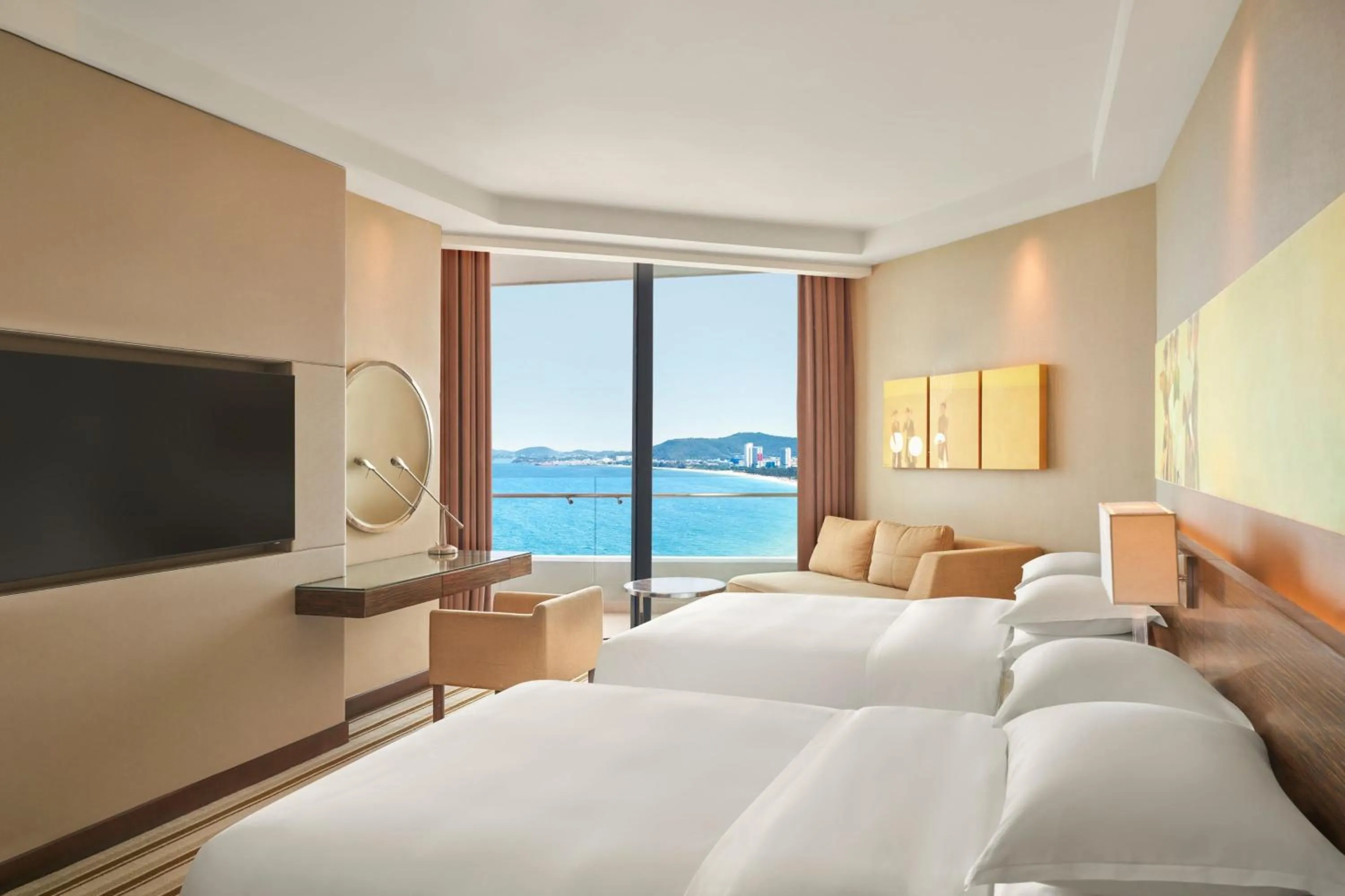 Bedroom, Bed in Sheraton Nha Trang Hotel & Spa