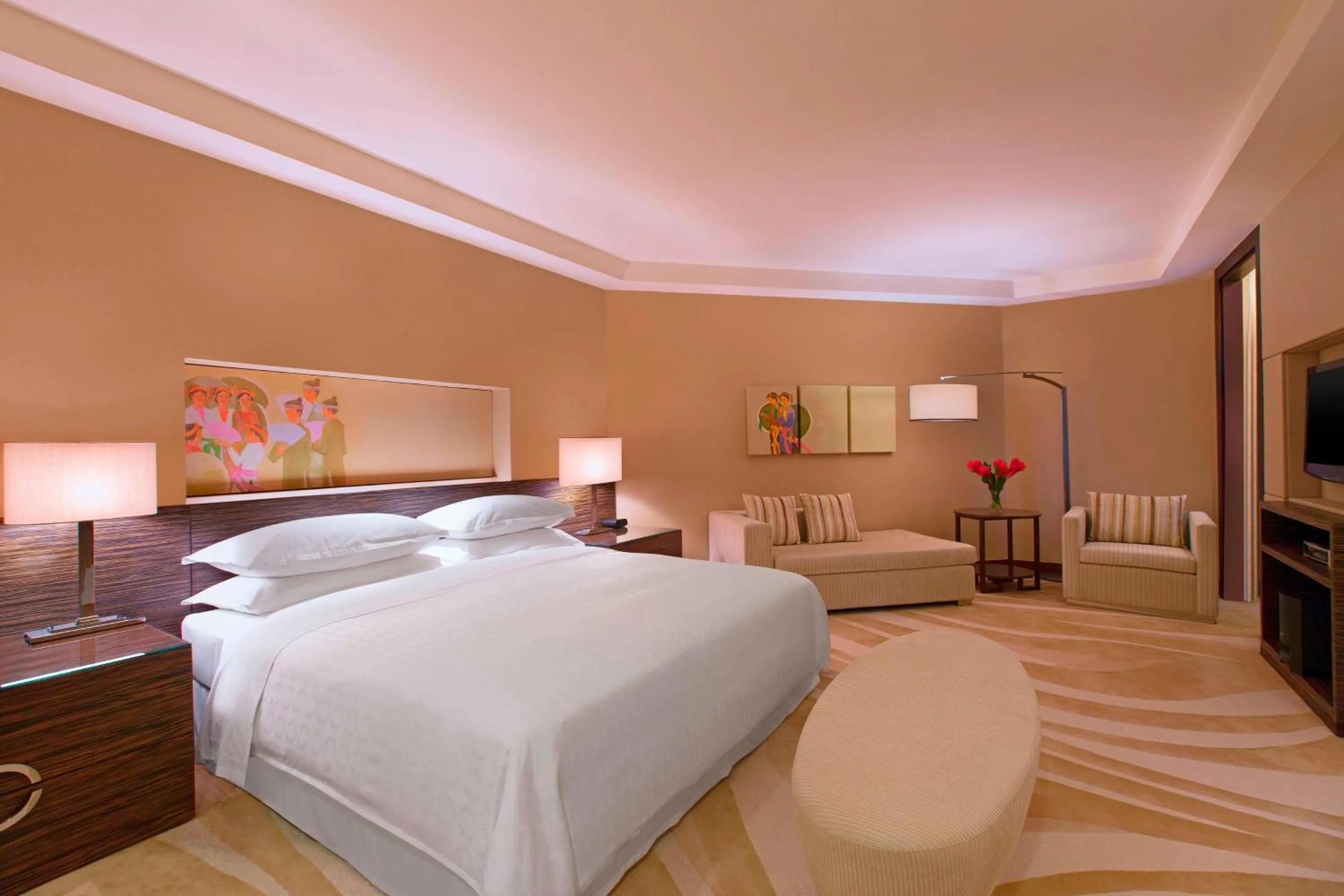 Bedroom, Bed in Sheraton Nha Trang Hotel & Spa
