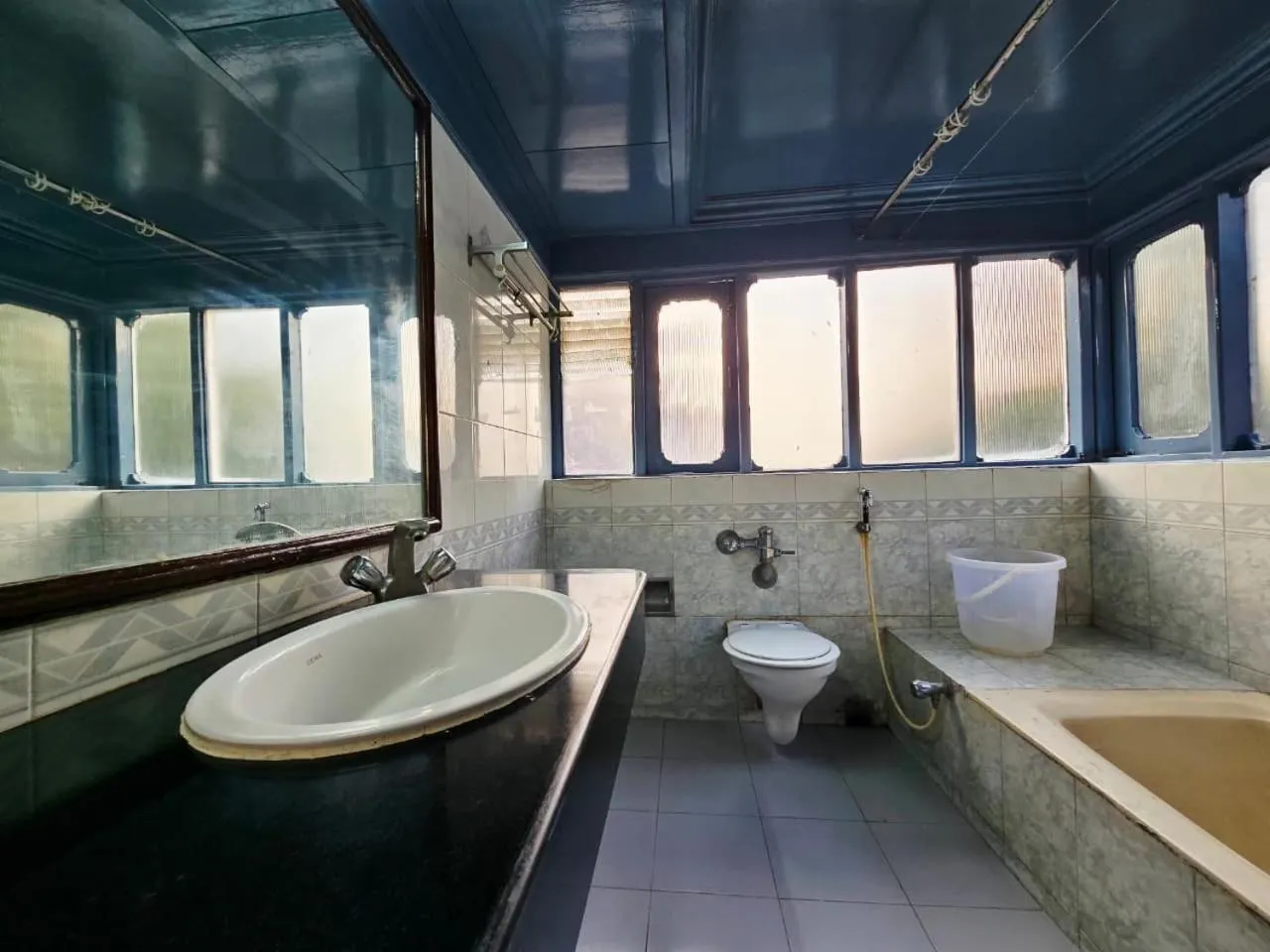 Bathroom in Park Palace Hotel