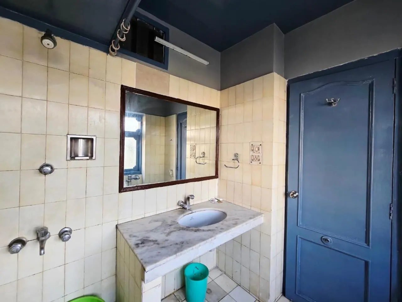 Bathroom in Park Palace Hotel