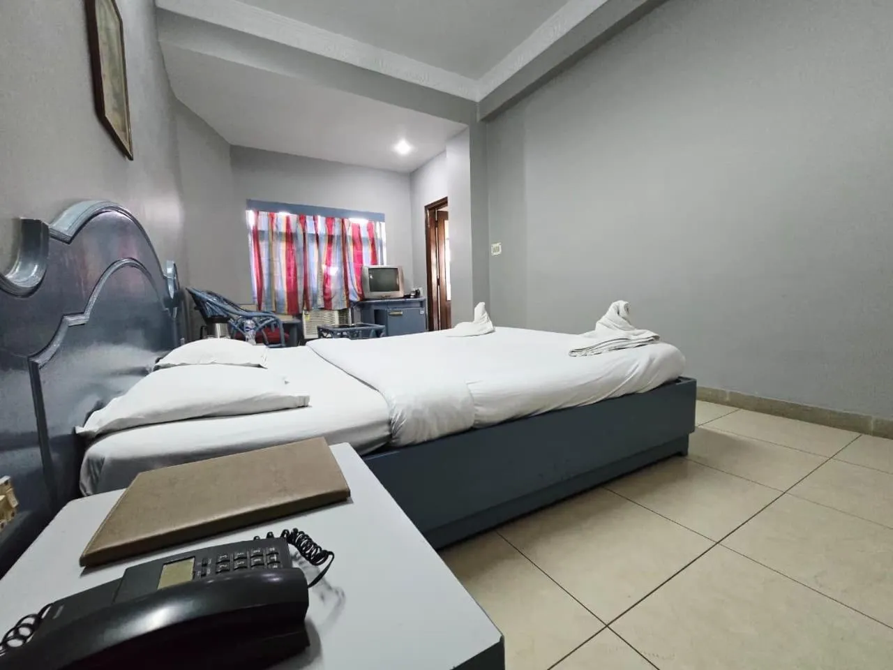 Bedroom, Bed in Park Palace Hotel