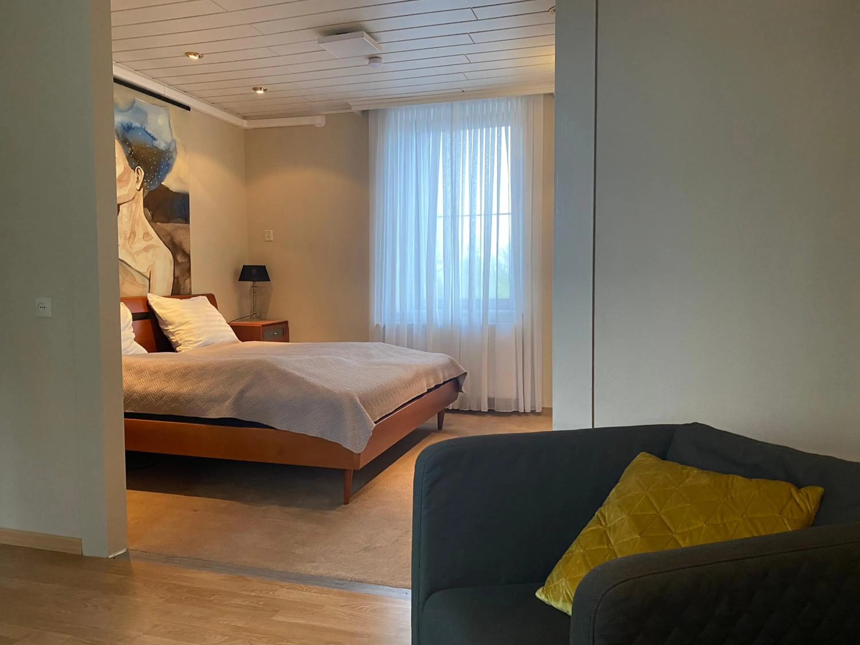 Photo of the whole room, Bed in De Post B&B Restaurant