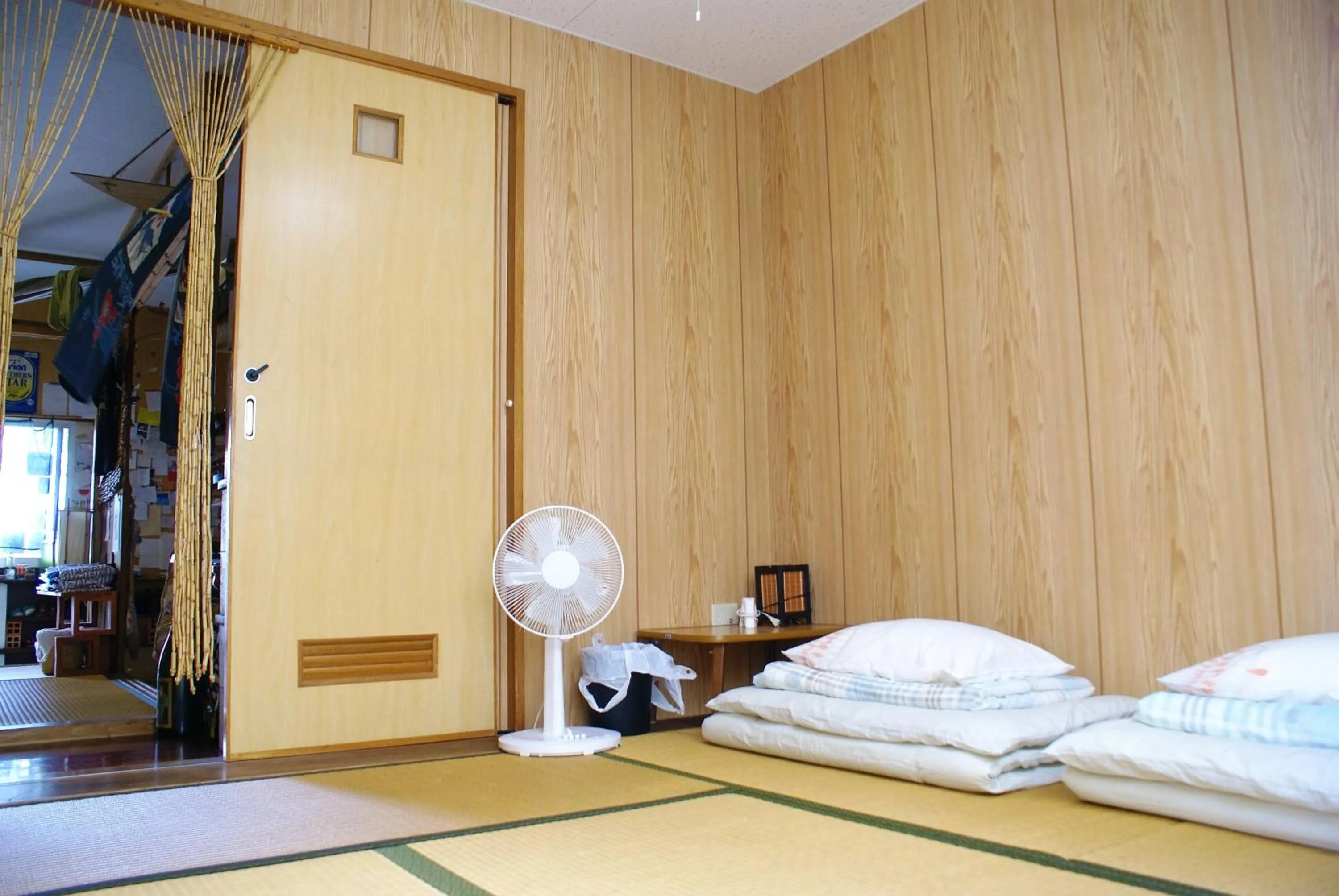 Photo of the whole room, Bed in Minshuku Agaihama