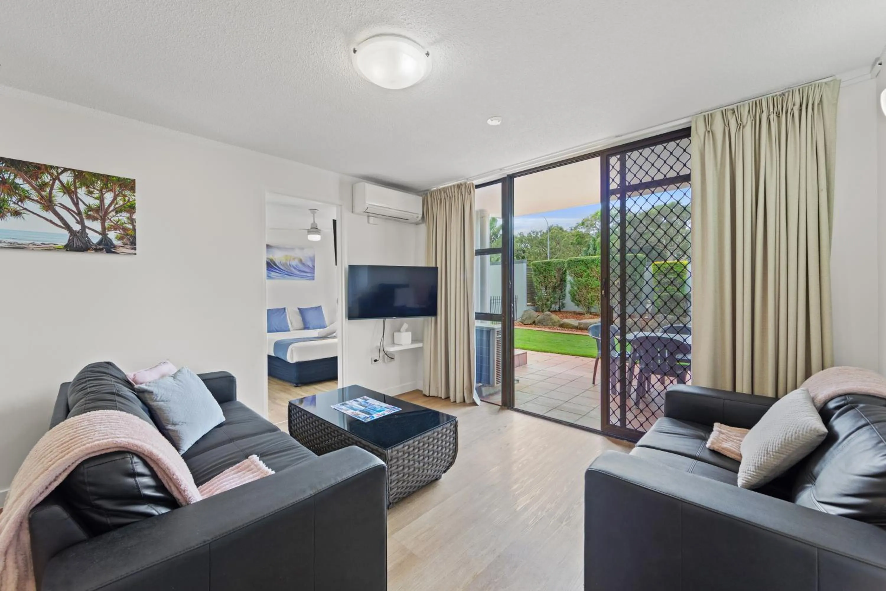 Living room in Windward Apartments