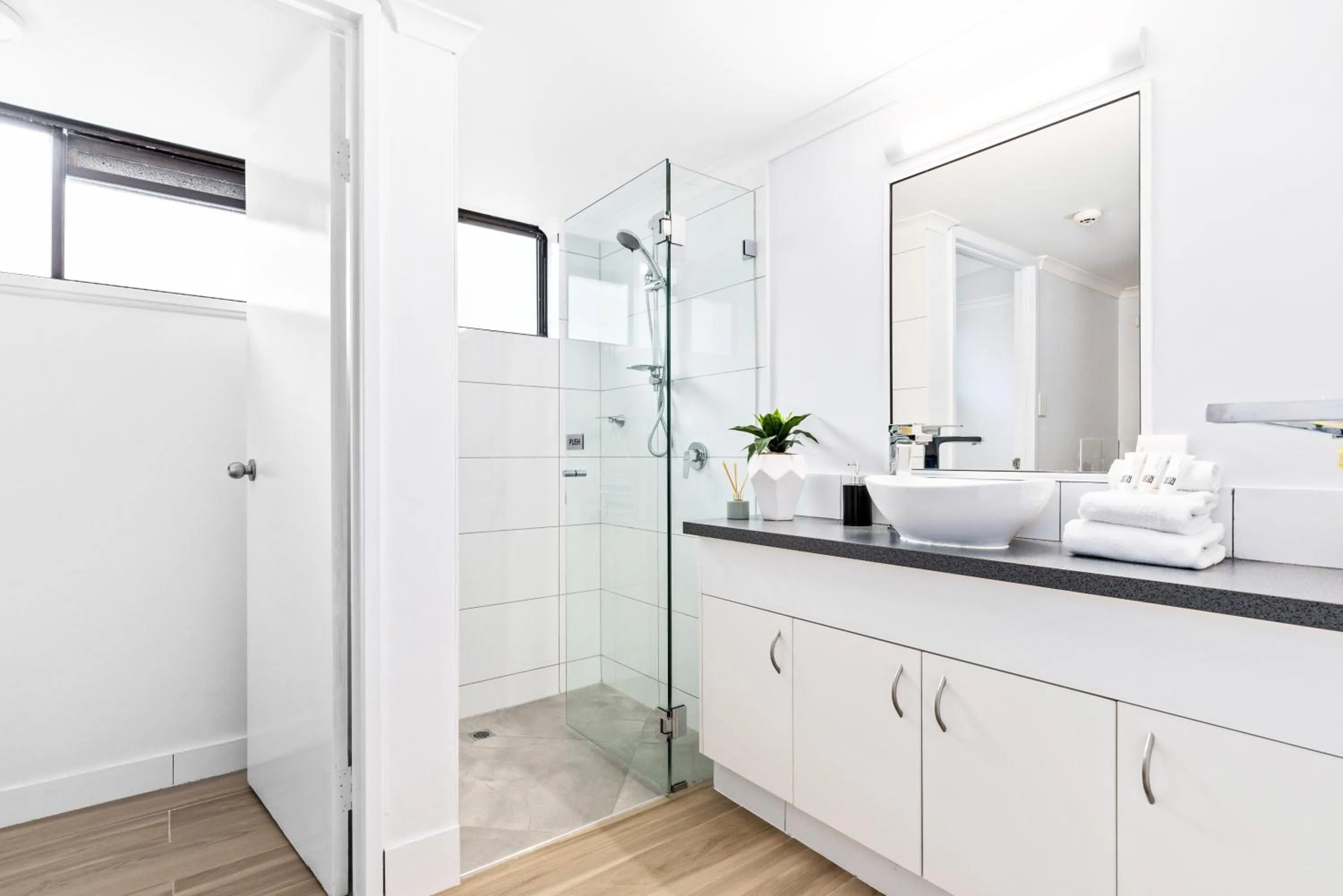 Bathroom in Windward Apartments