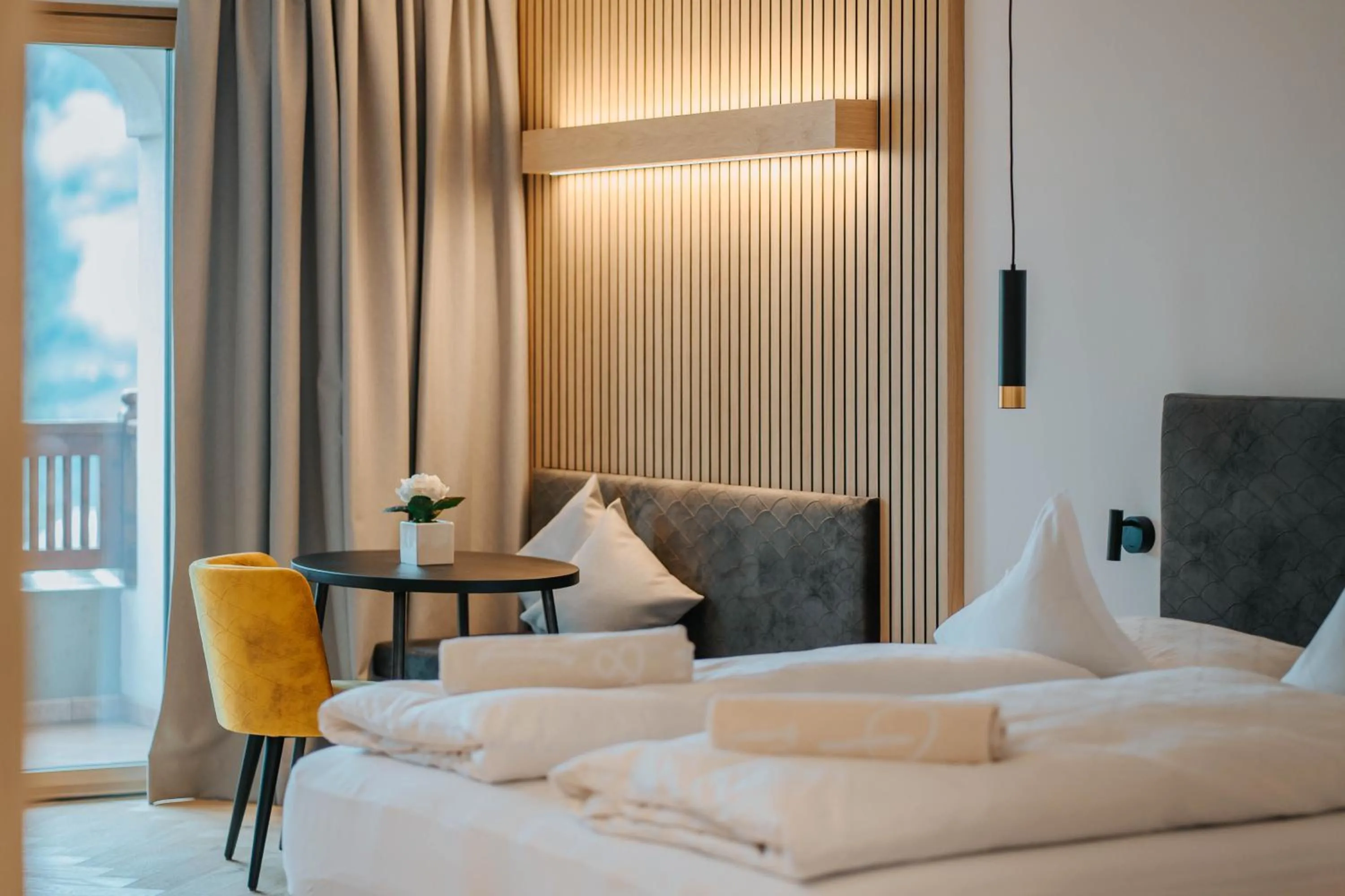 Bed in Small Hotel Sonne