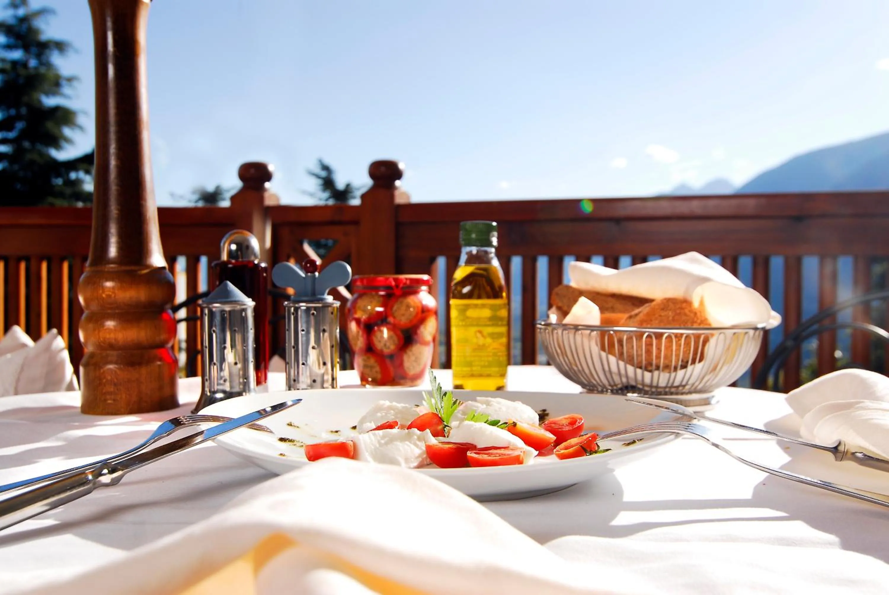 Restaurant/places to eat in Small Hotel Sonne