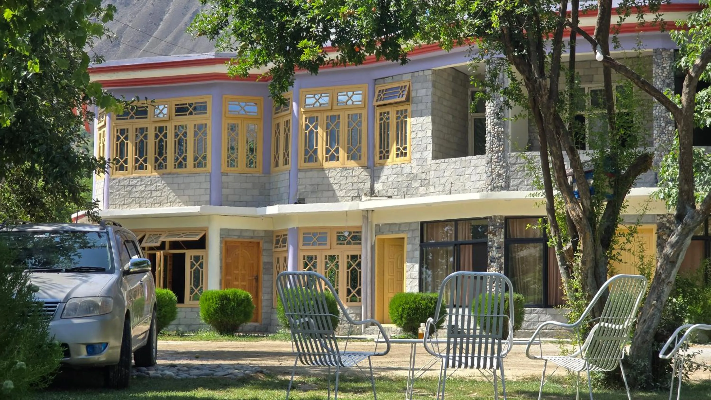 Garden in Hikal Guest House