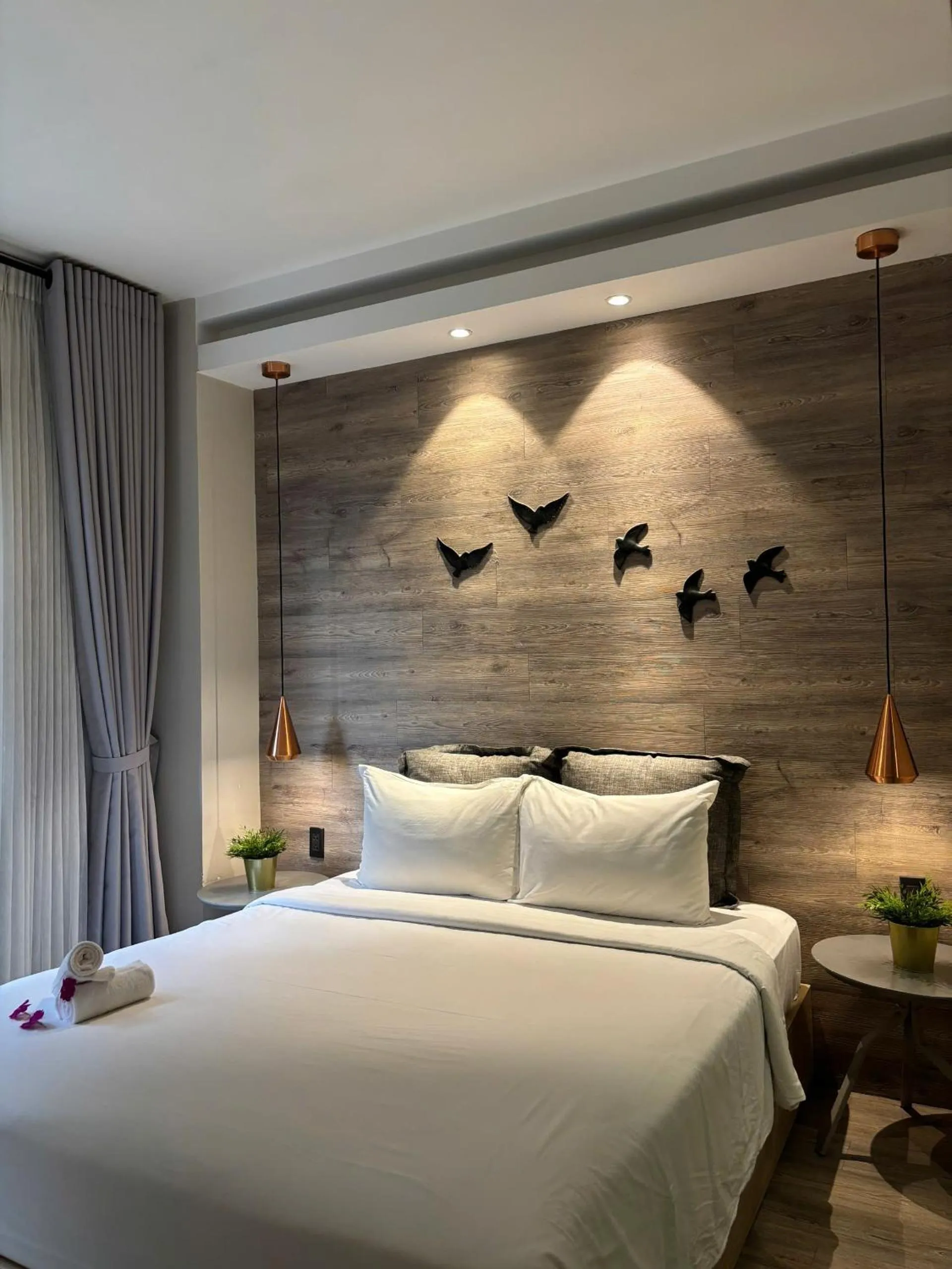 Bed in The Luxe Da Lat