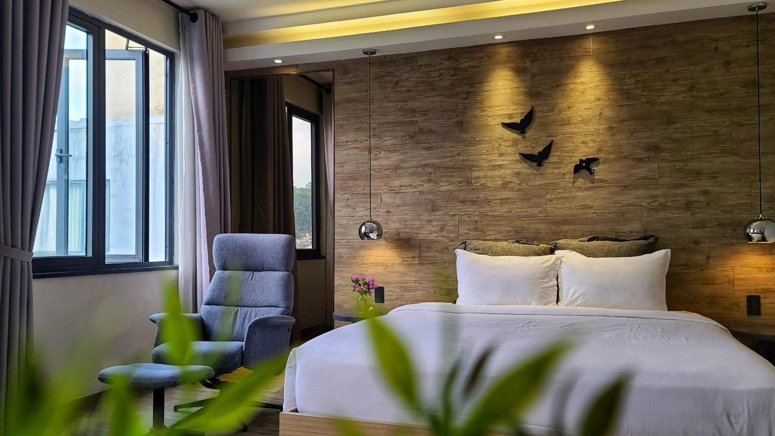 Bed in The Luxe Da Lat