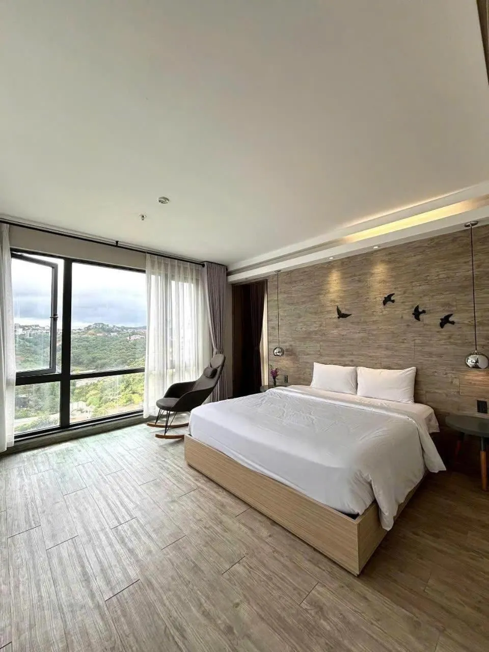 Bed in The Luxe Da Lat