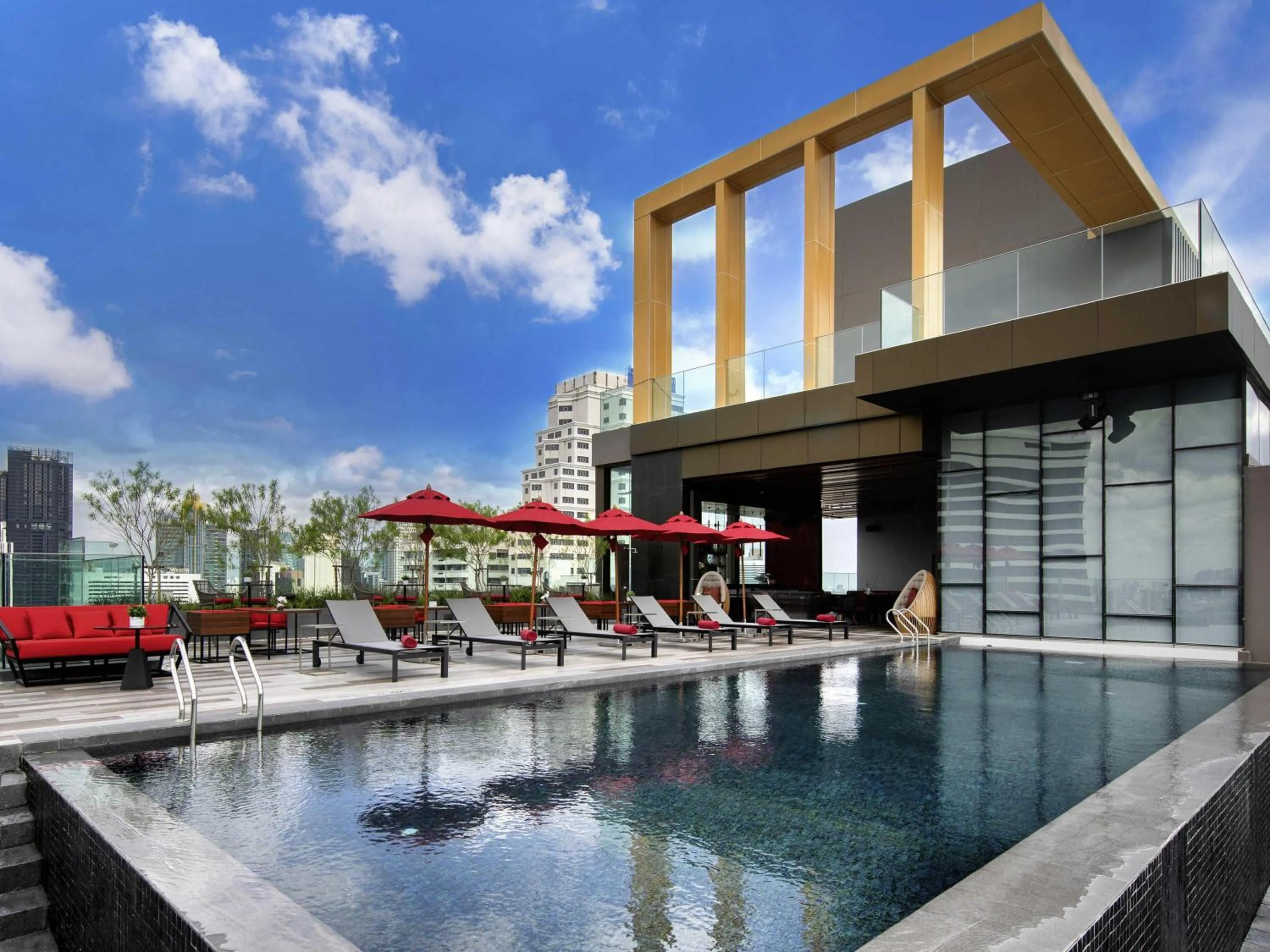 Pool view in ibis Styles Bangkok Sukhumvit 4