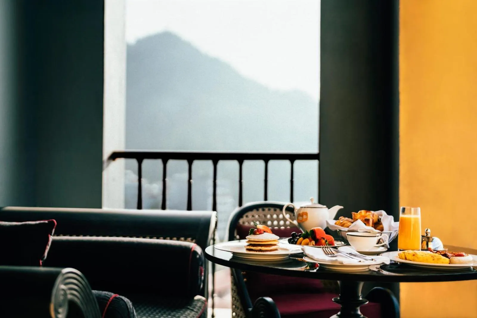 Food and drinks in Hotel de la Coupole - MGallery