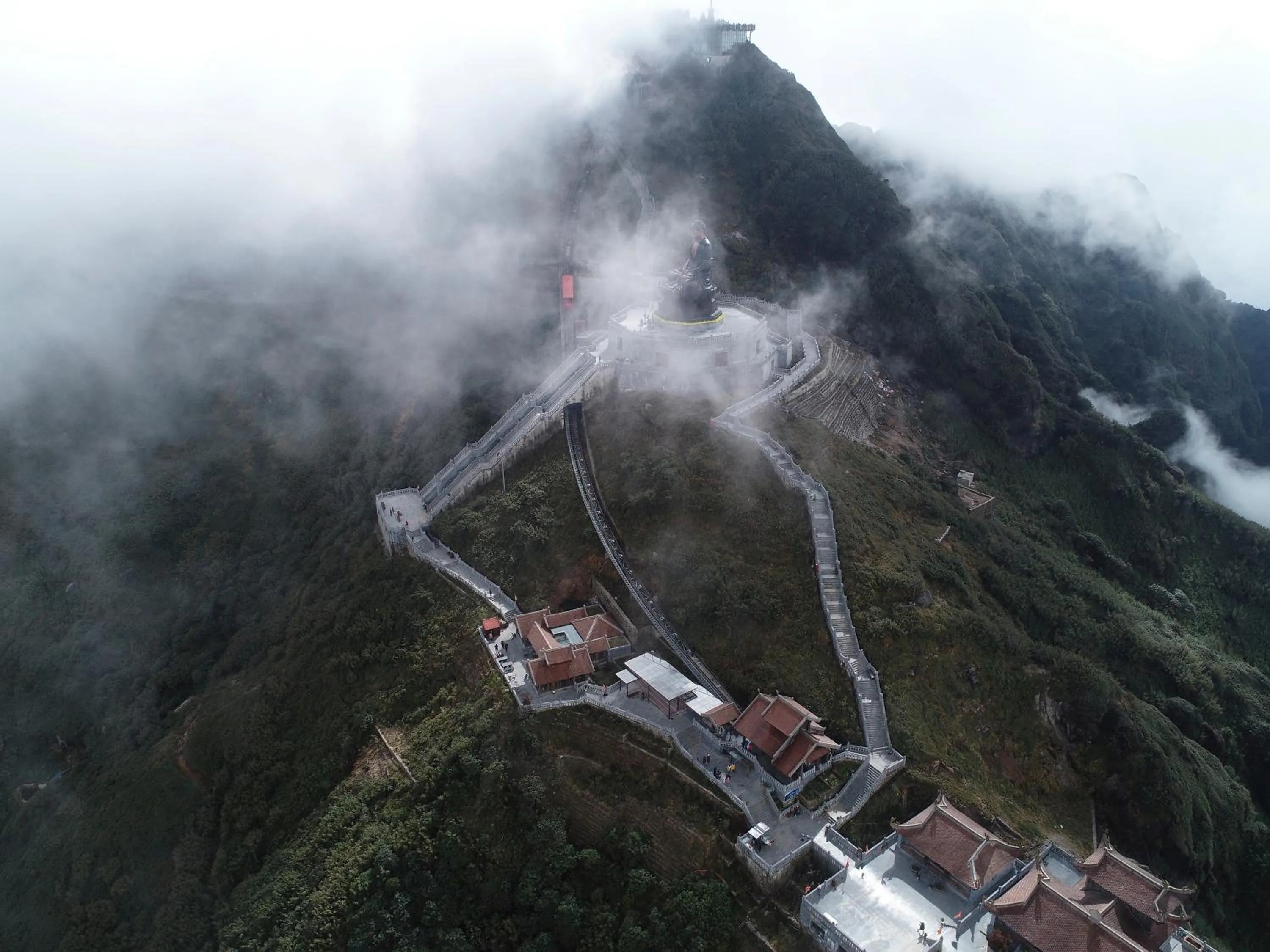 Area and facilities in Hotel de la Coupole - MGallery