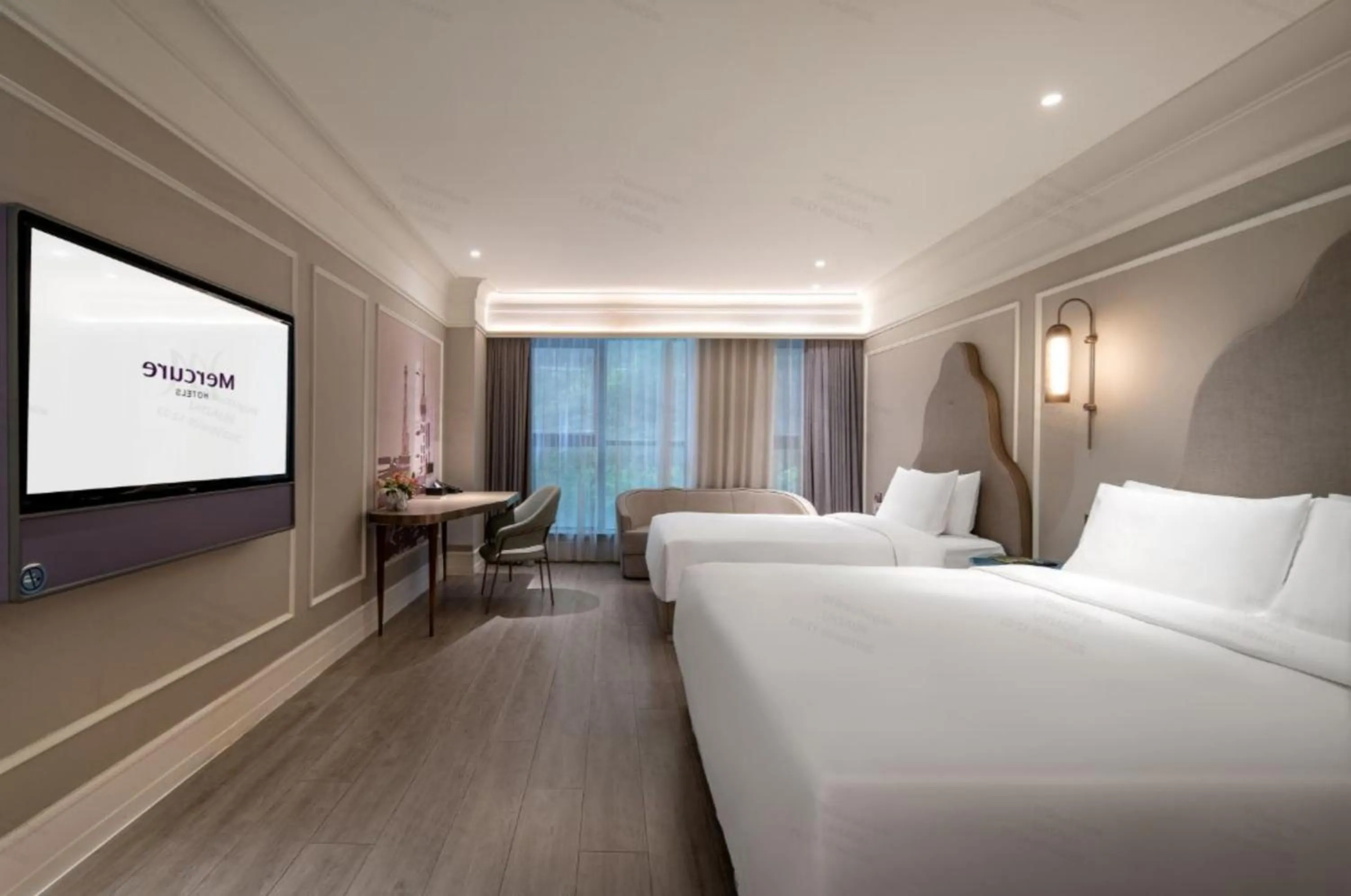 Mercure Shanghai Yu Garden On the Bund - 5 mins taxi to Nanjing Road and Bund