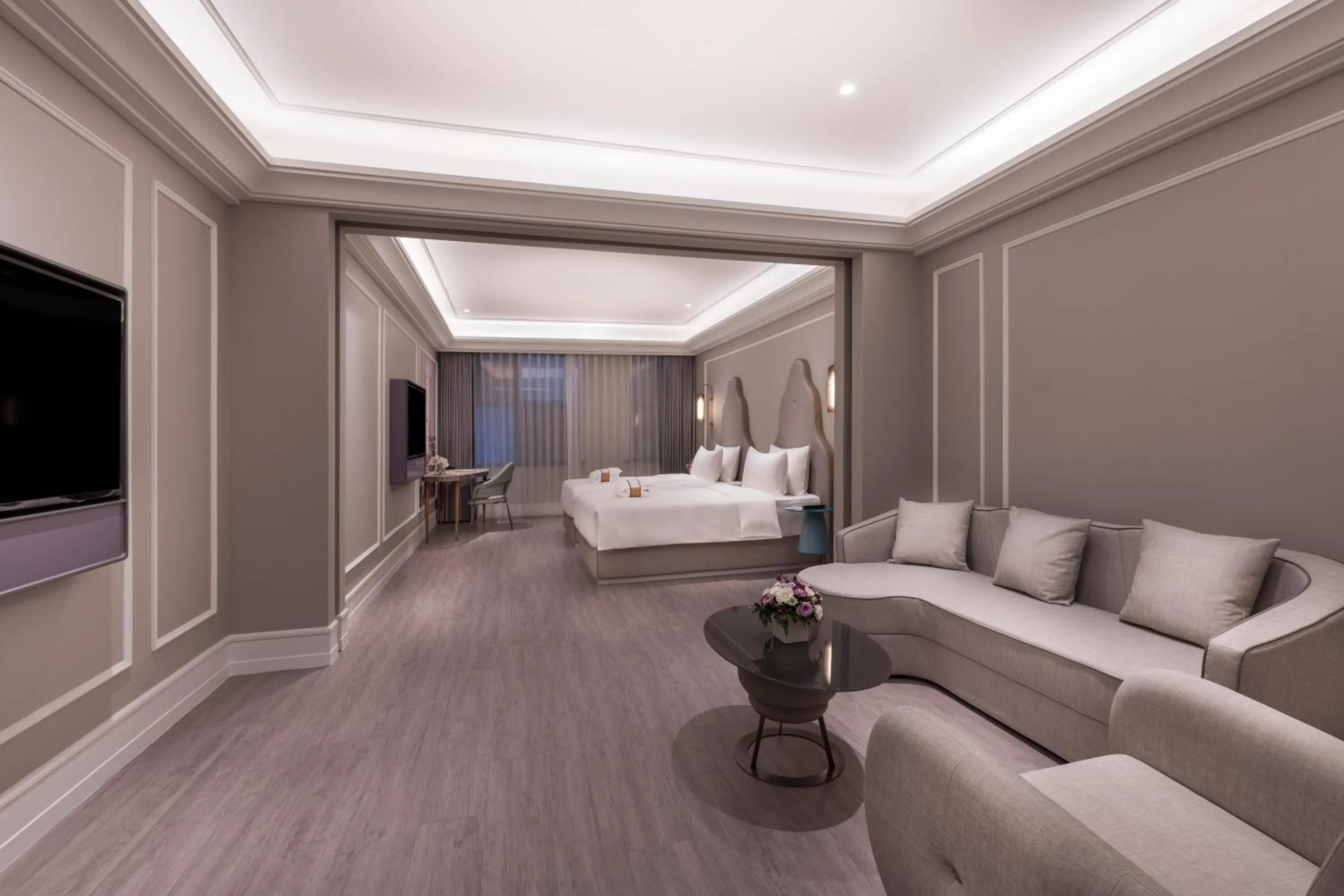 Mercure Shanghai Yu Garden On the Bund - 5 mins taxi to Nanjing Road and Bund