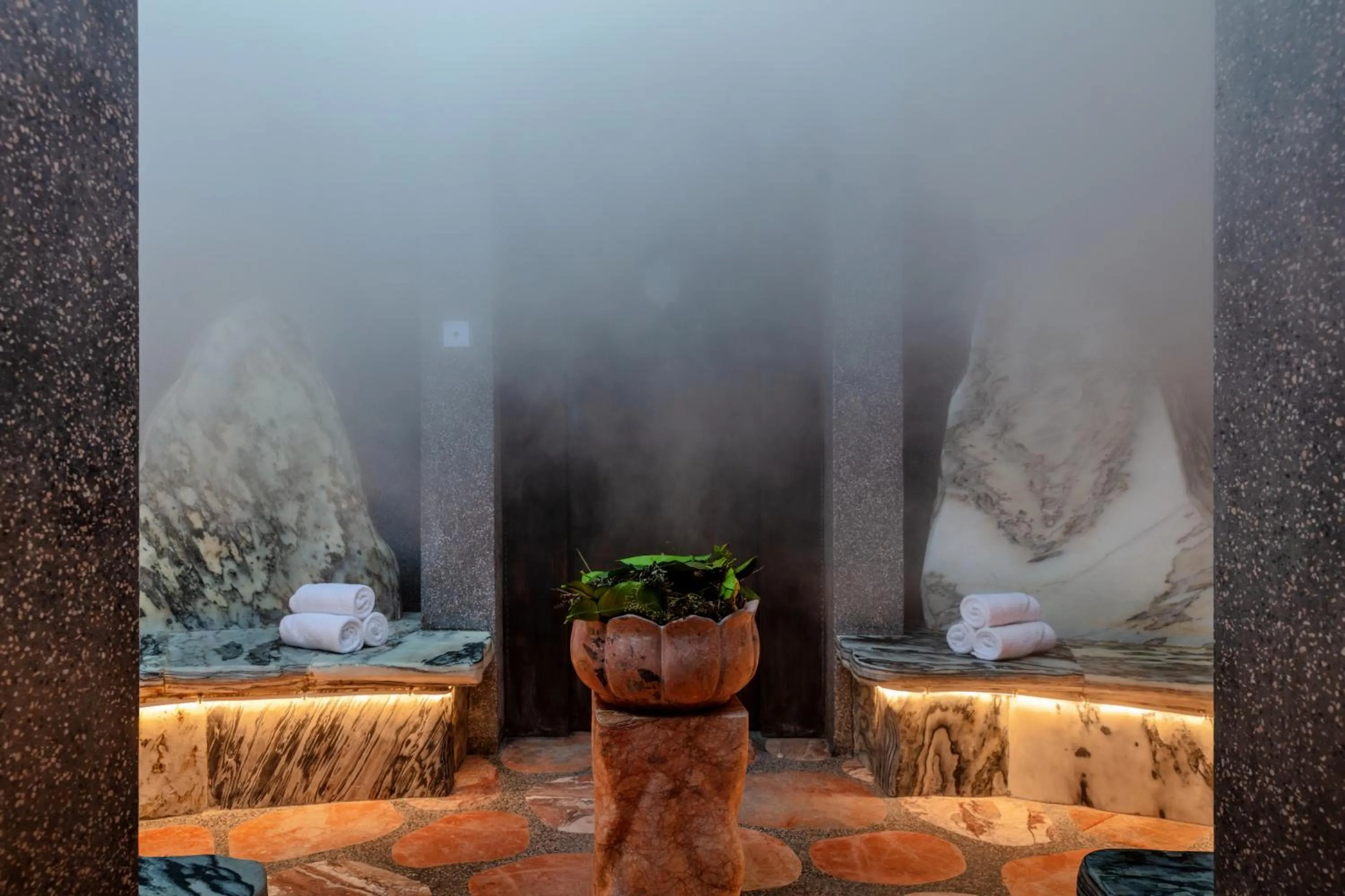 Sauna in Legacy Yen Tu - MGallery