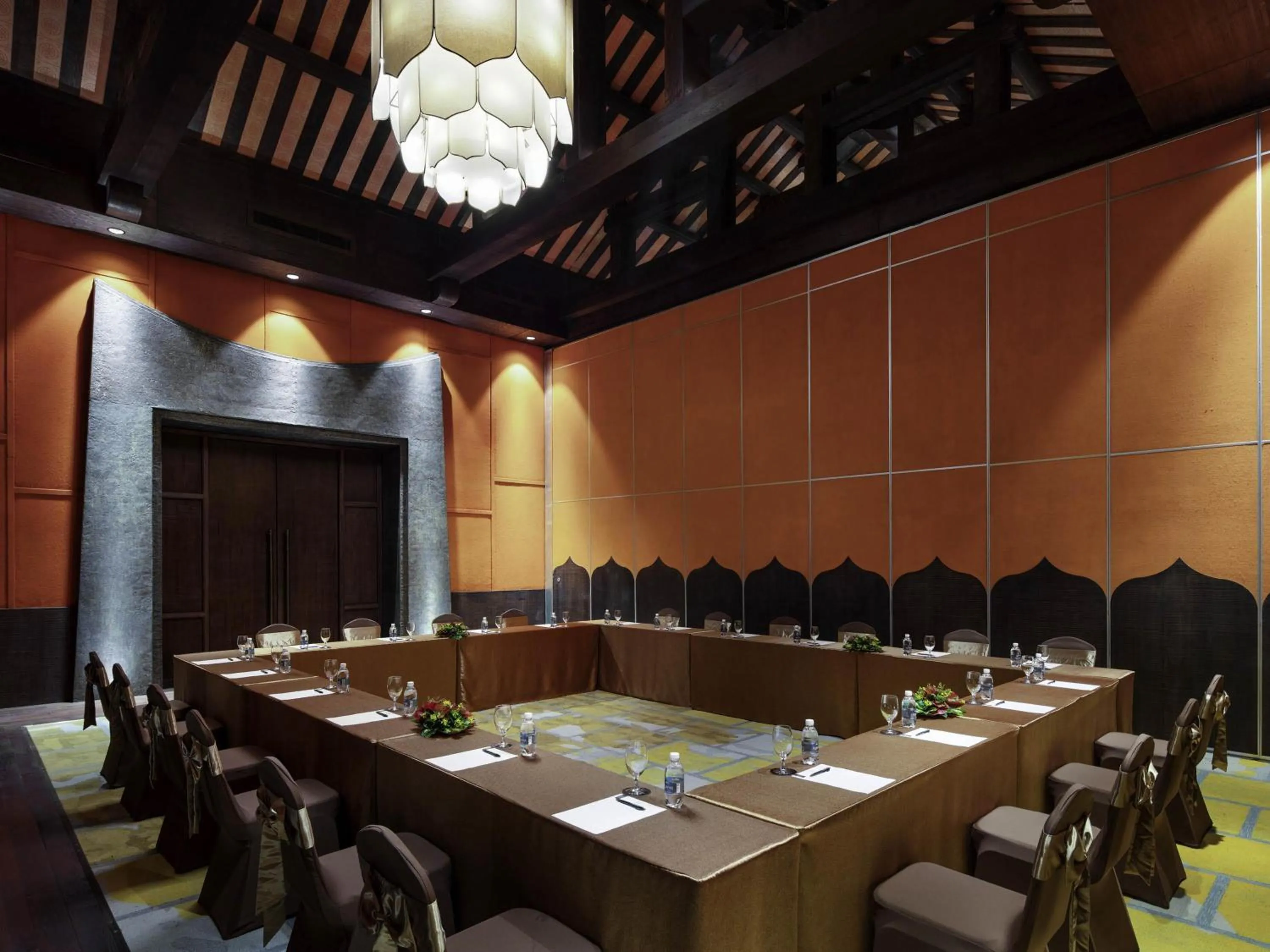 Meeting/conference room in Legacy Yen Tu - MGallery