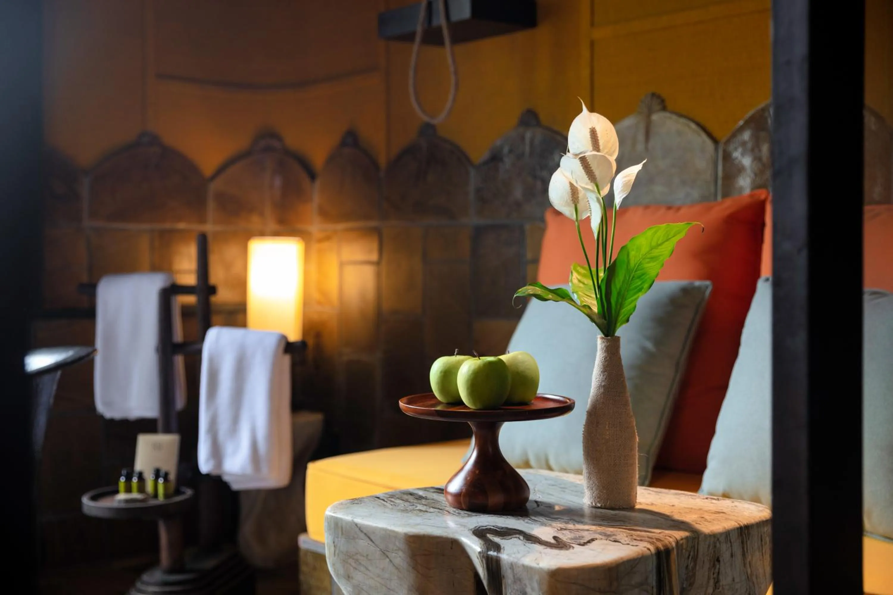 Decorative detail in Legacy Yen Tu - MGallery