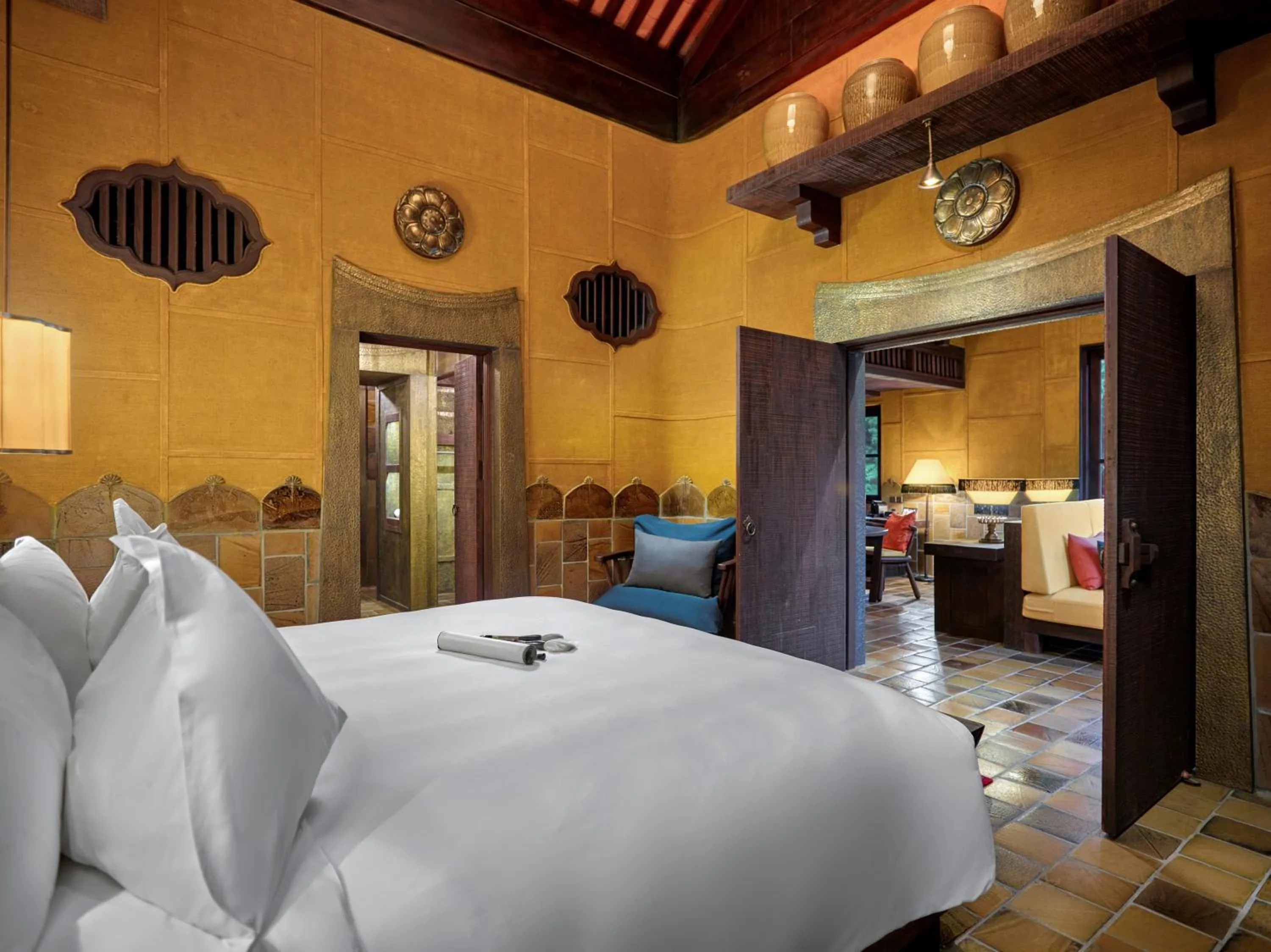 Bedroom, Bed in Legacy Yen Tu - MGallery