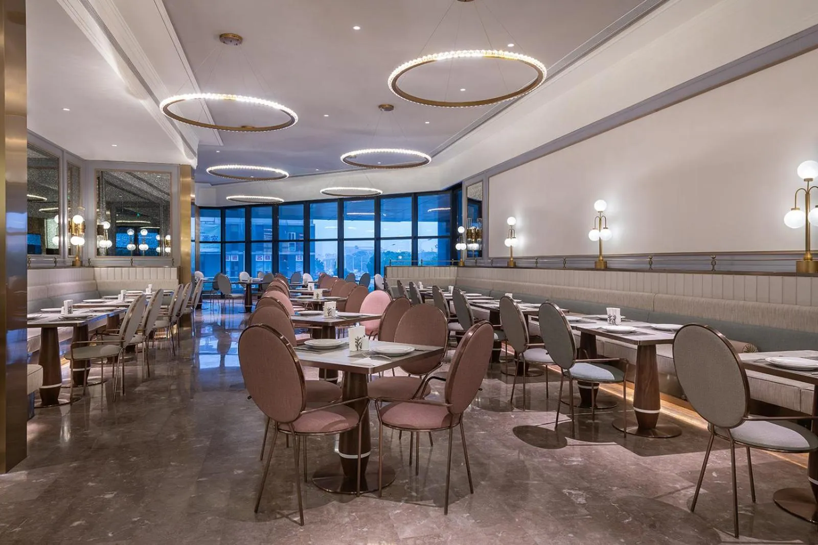 Restaurant/Places to Eat in Mercure Suzhou Jinji Lake