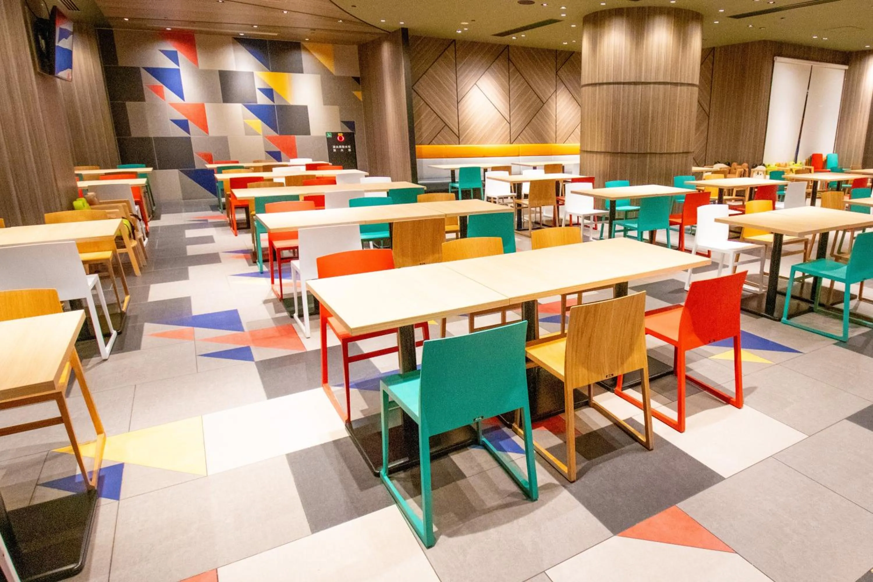 Restaurant/places to eat in ibis Styles Tokyo Bay