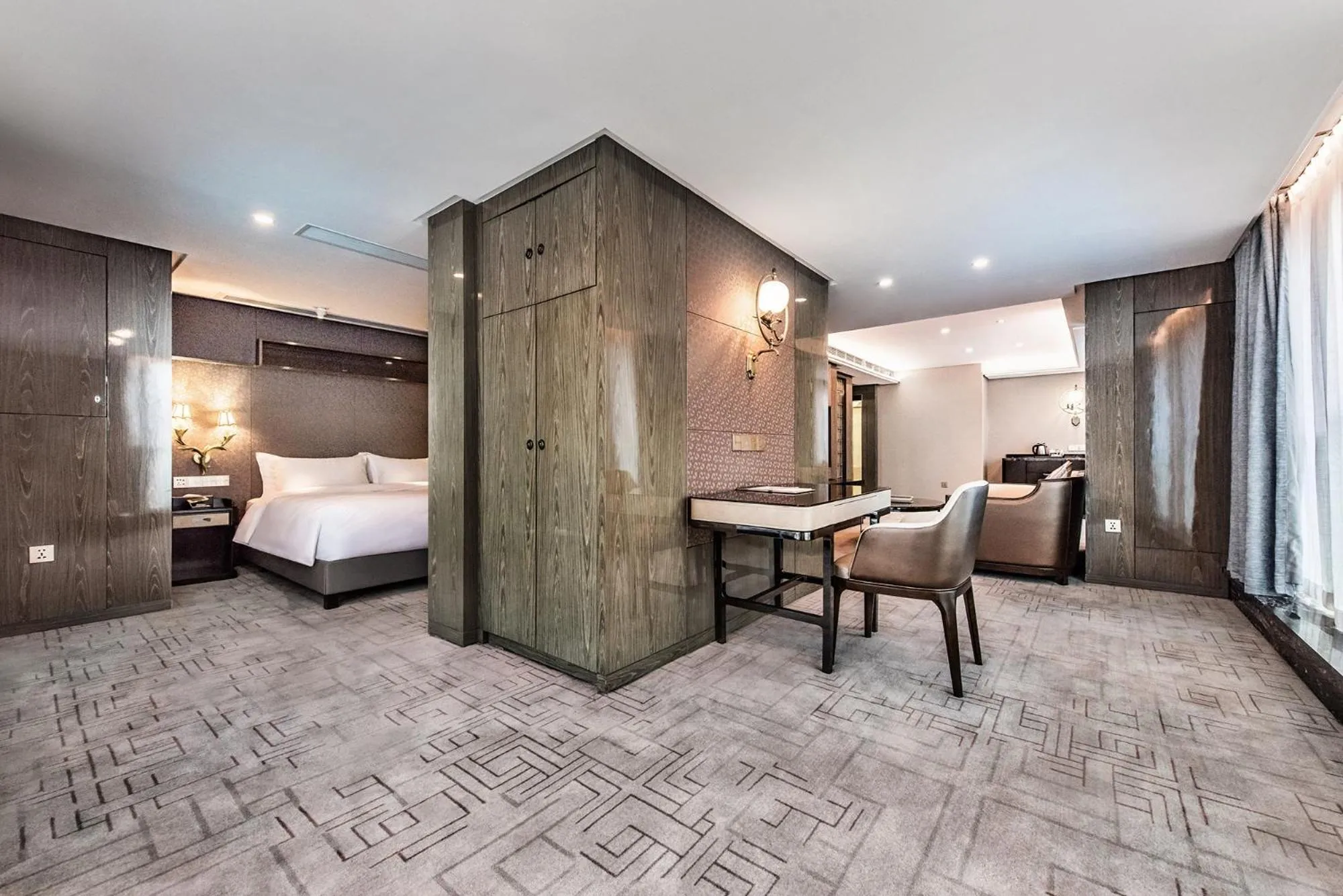 Bed in Mercure Chongqing Downtown